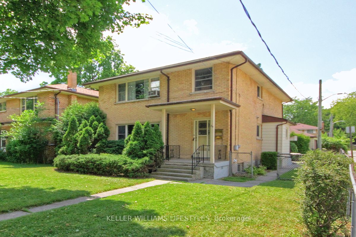84 Wilson Avenue #Upper #SE Property Photo 1