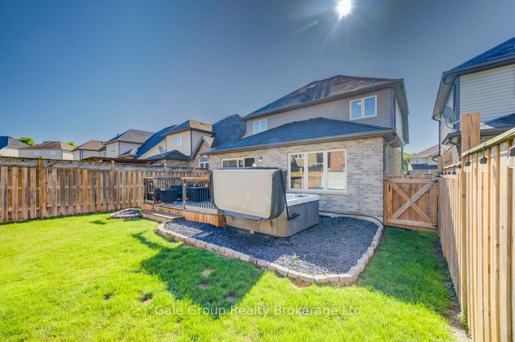 468 Champlain Avenue Property Photo 31