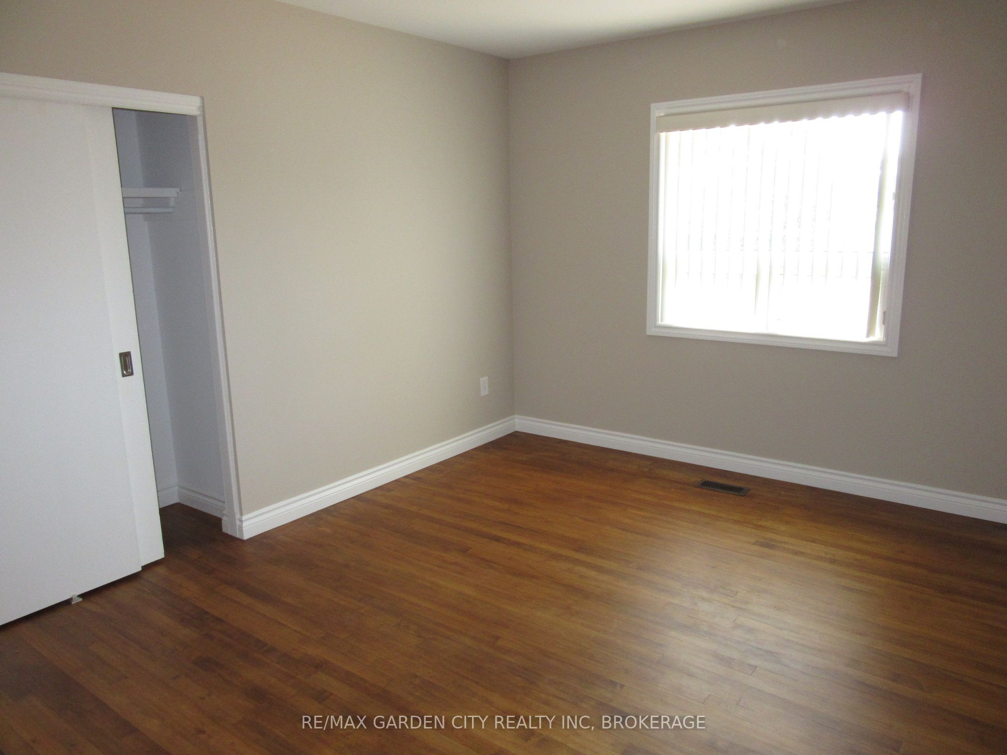 11981 Morris Road Property Photo 10