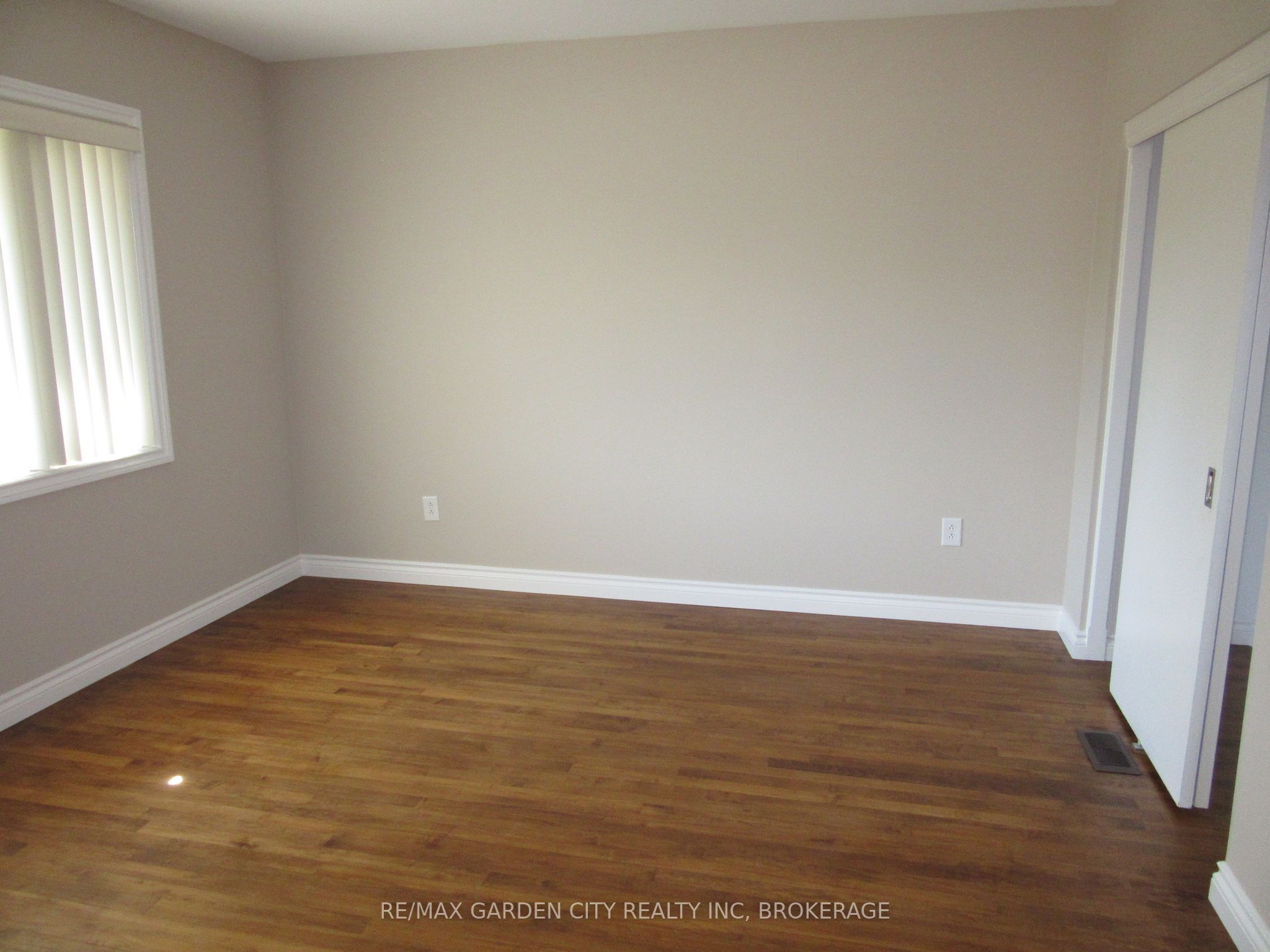 11981 Morris Road Property Photo 11