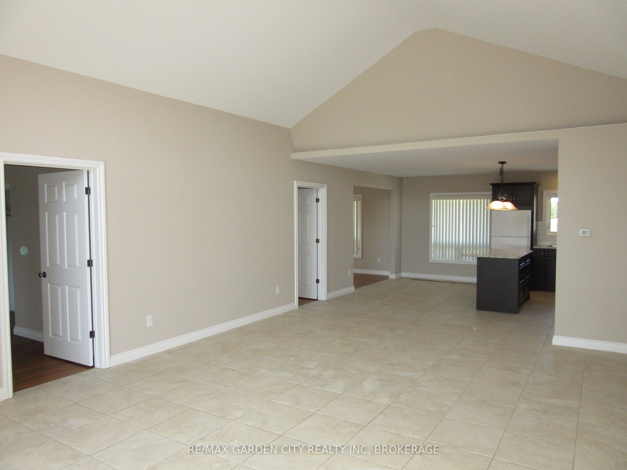 11981 Morris Road Property Photo 14