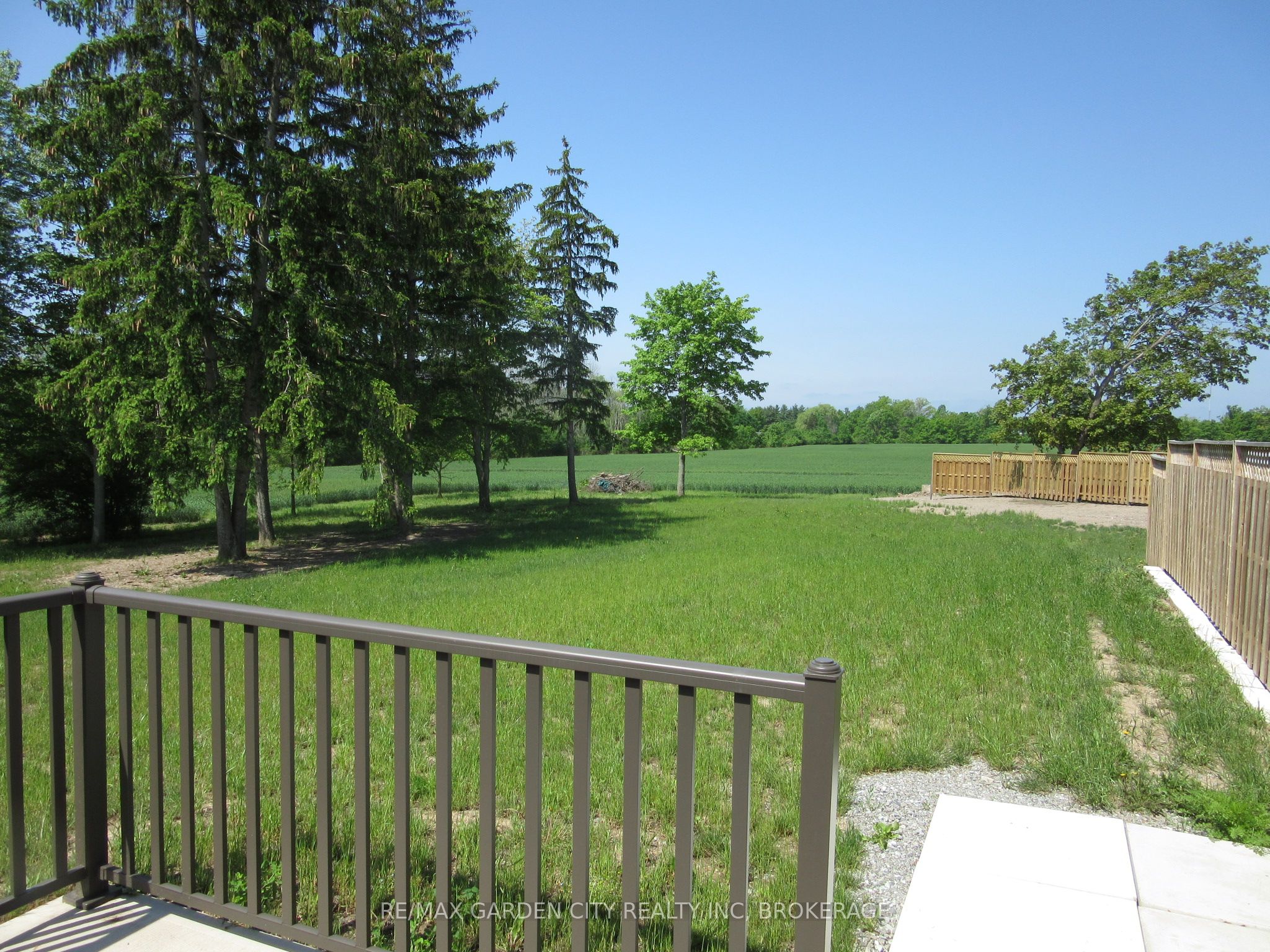 11981 Morris Road Property Photo 16