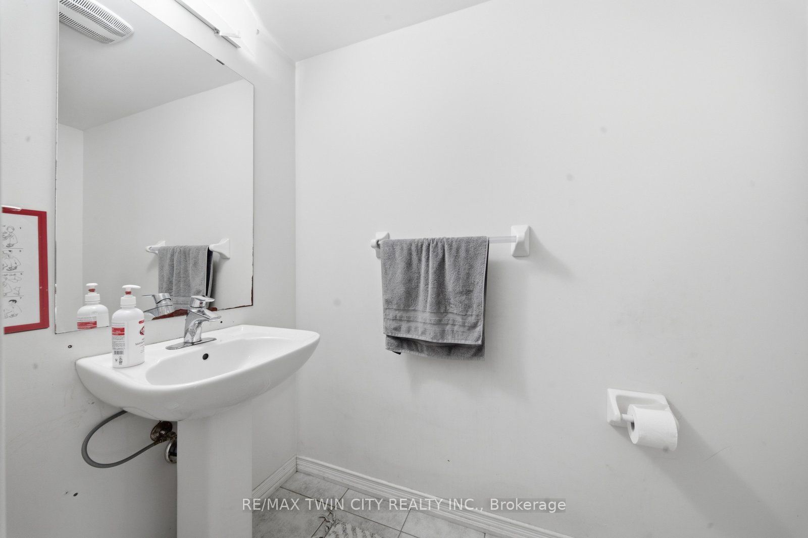32 Cole Crescent Property Photo 6