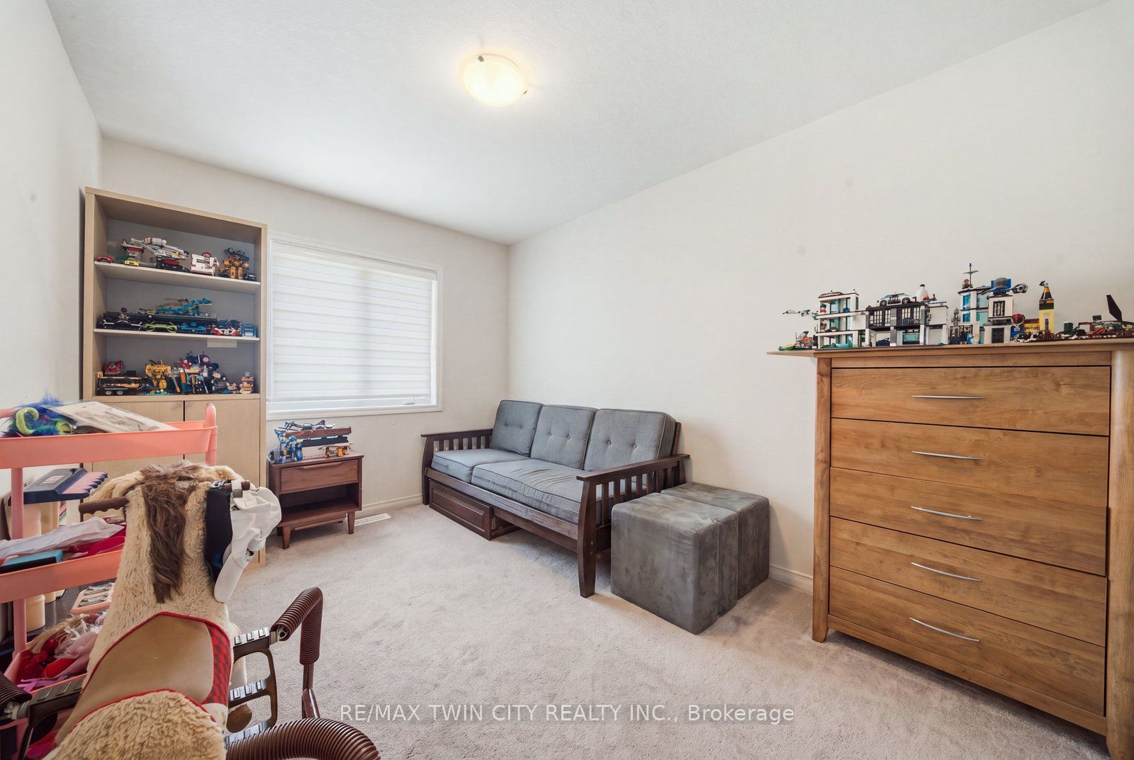 32 Cole Crescent Property Photo 18