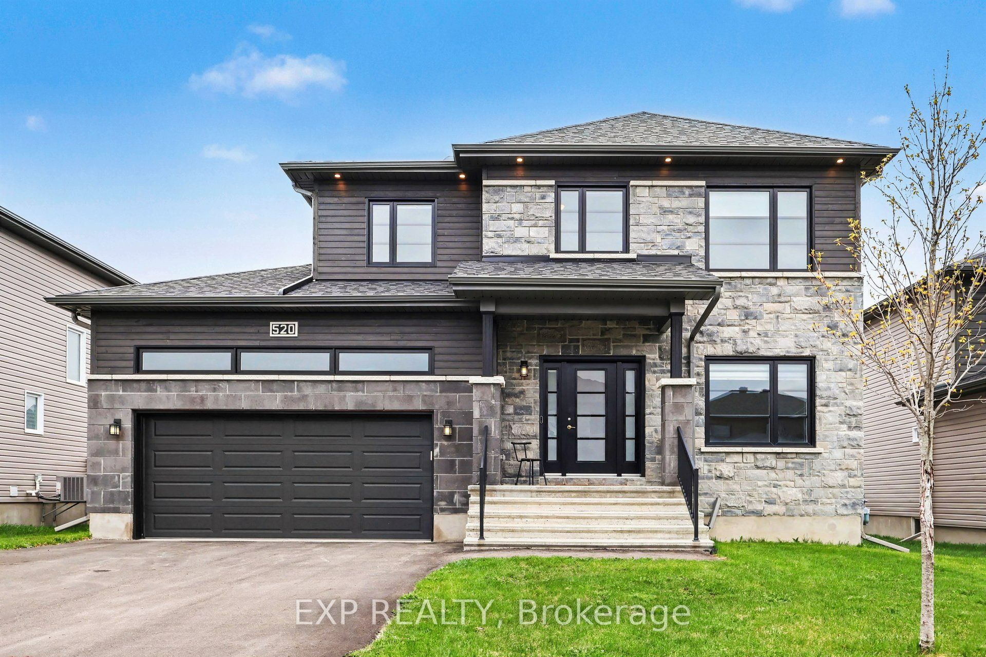 520 Lucent Street Property Photo 1