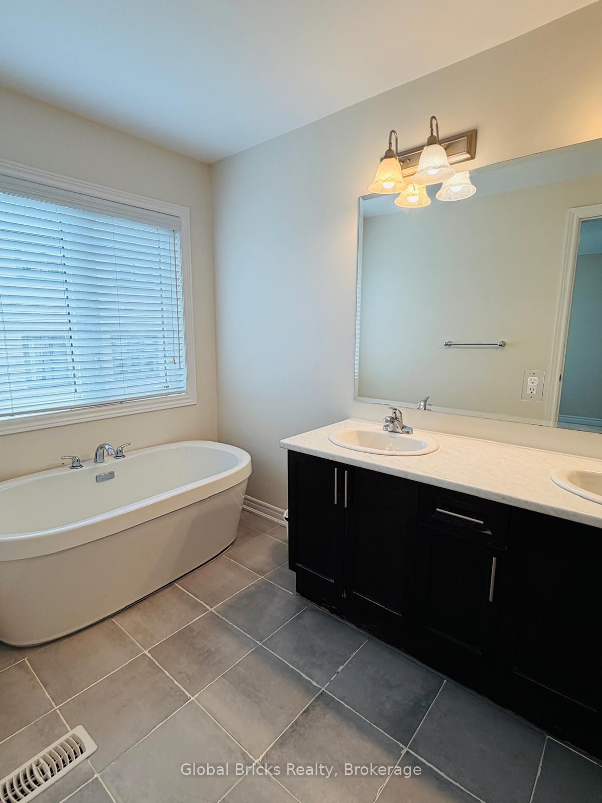 16 Talence Drive Property Photo 19