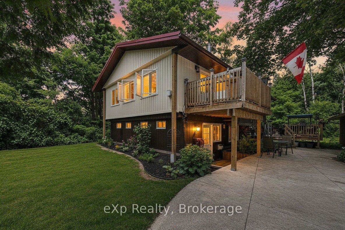 330 Tyendinaga Drive Property Photo 1