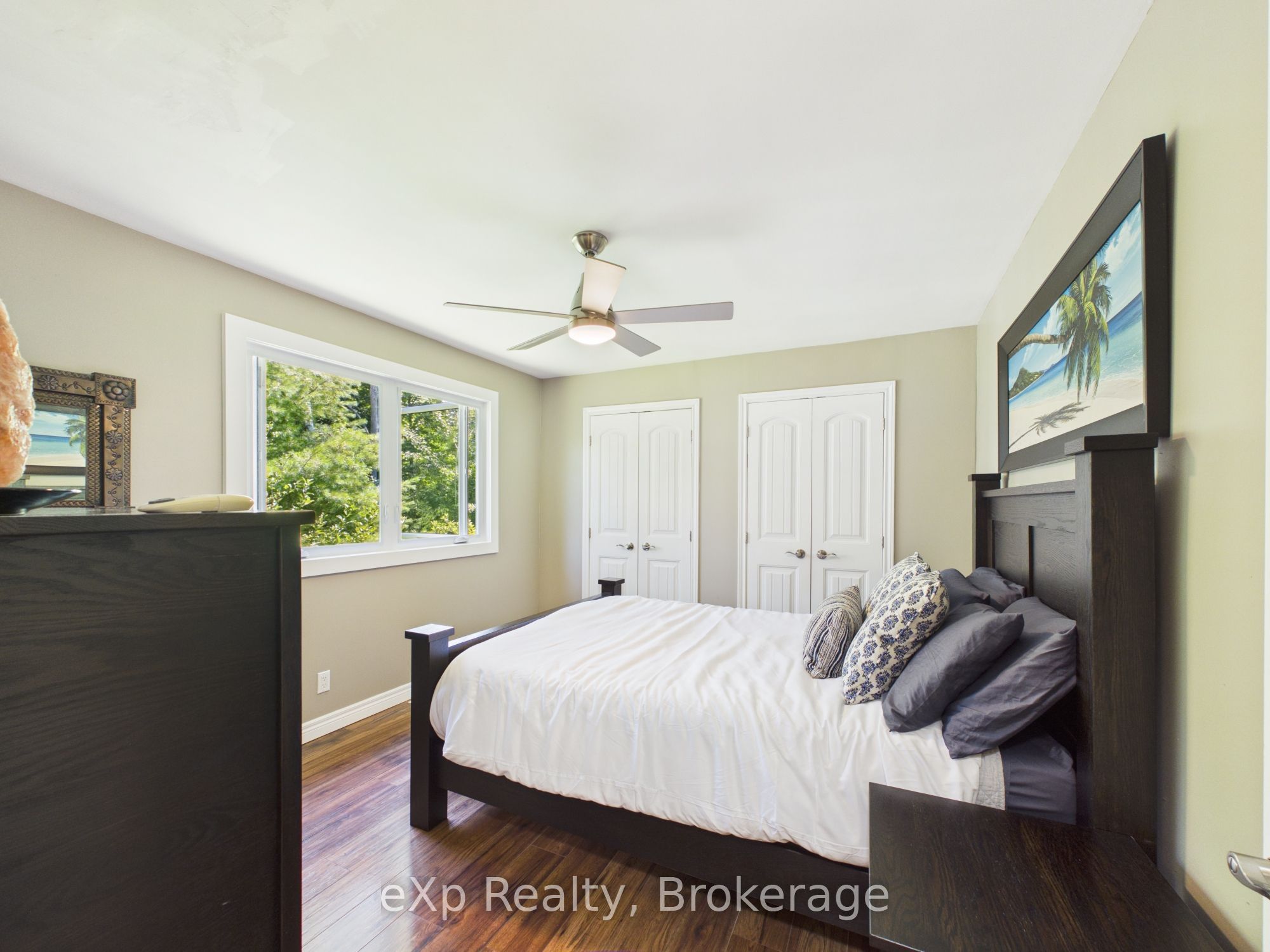 330 Tyendinaga Drive Property Photo 20