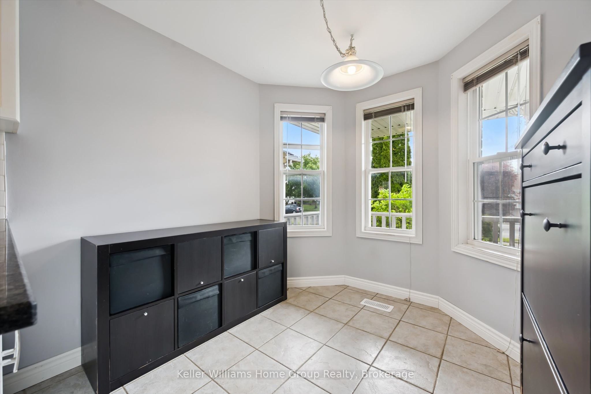 217 Deerpath Drive Property Photo 10