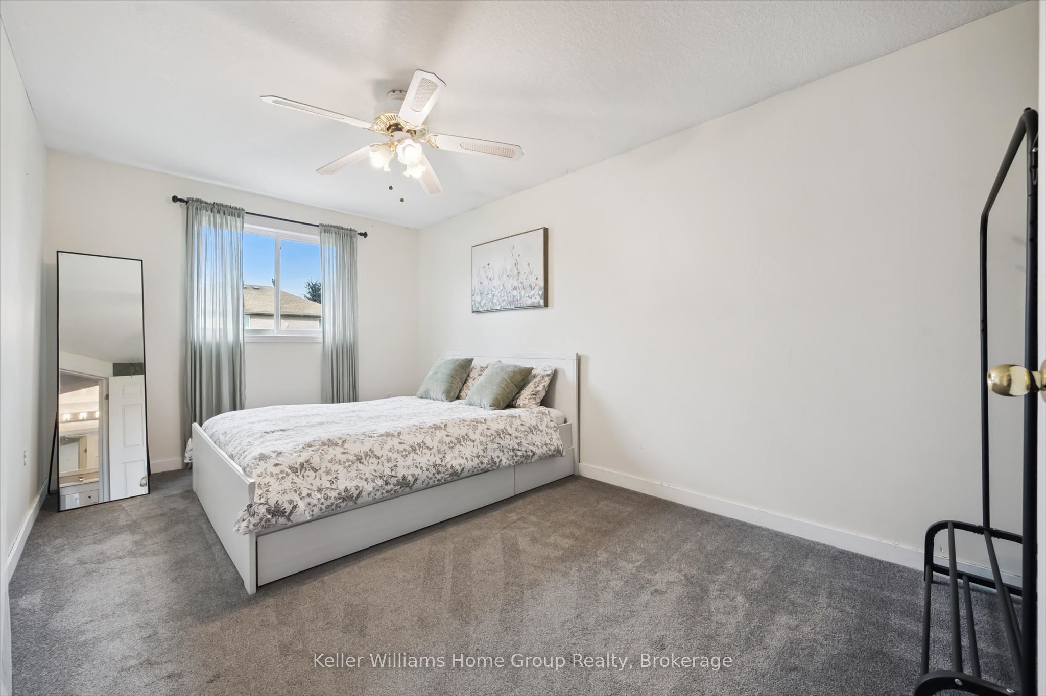 217 Deerpath Drive Property Photo 22