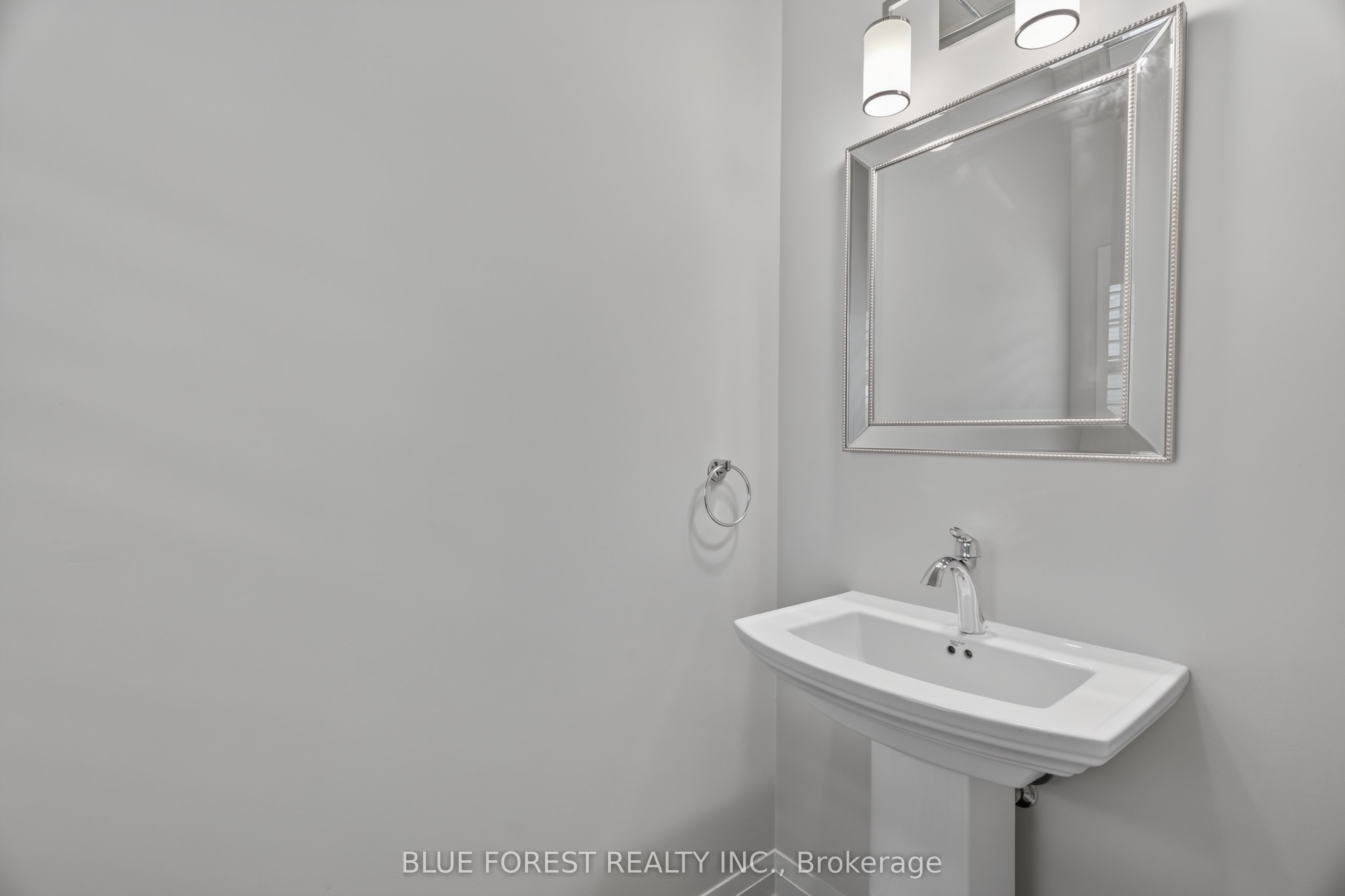3025 Singleton Avenue 126 Property Photo 6