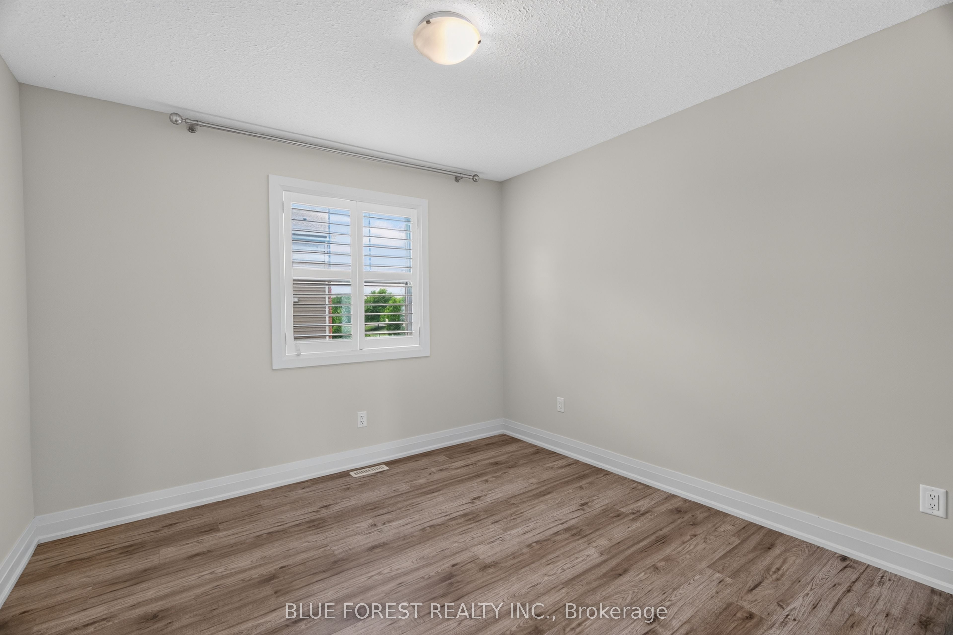 3025 Singleton Avenue 126 Property Photo 21