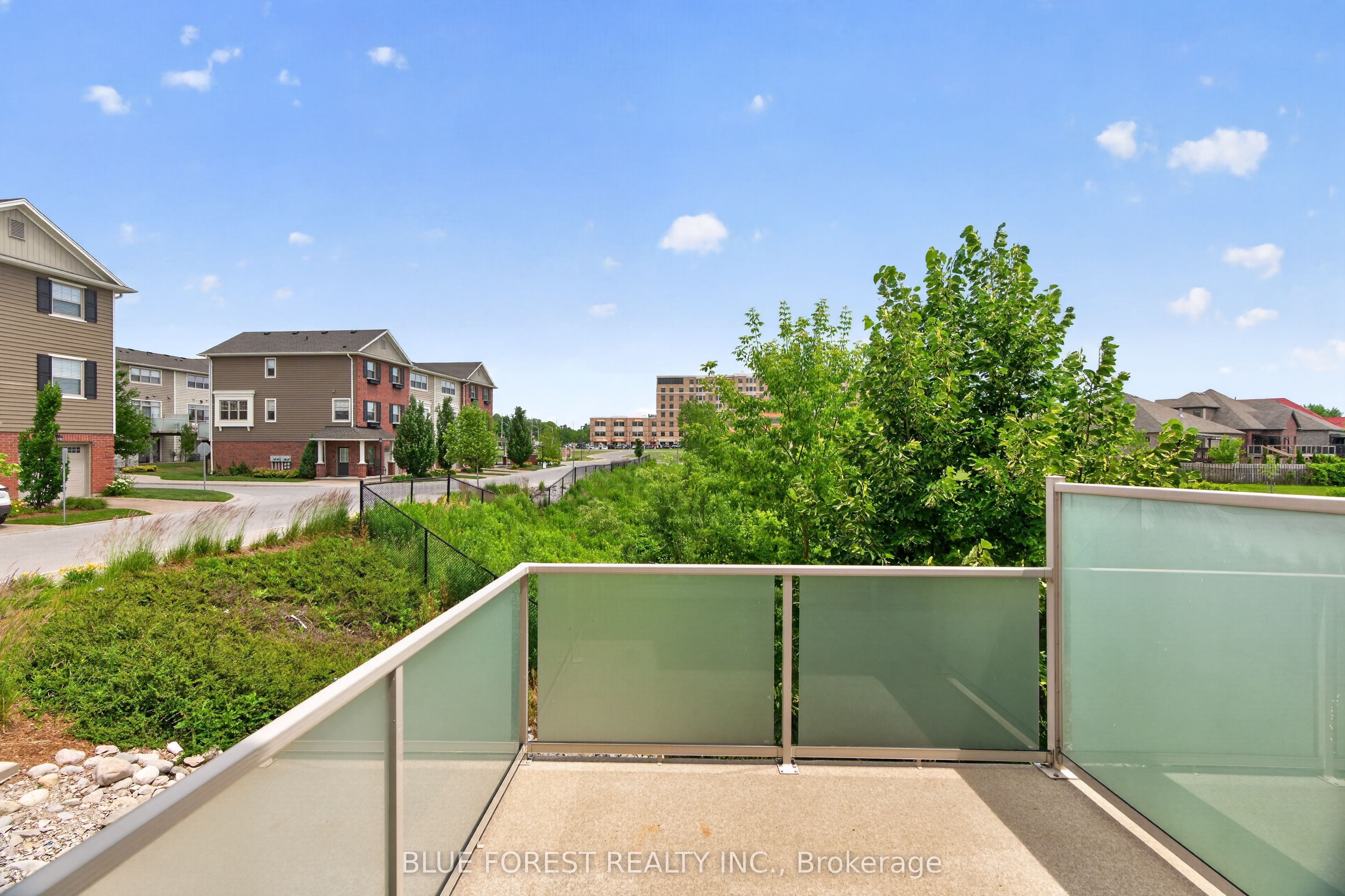3025 Singleton Avenue 126 Property Photo 28