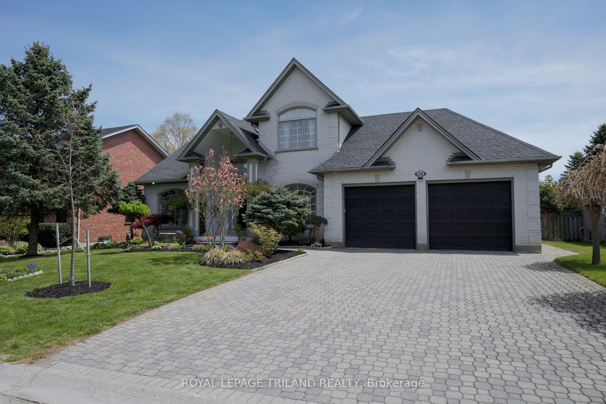 56 Glenridge Crescent Property Photo 2