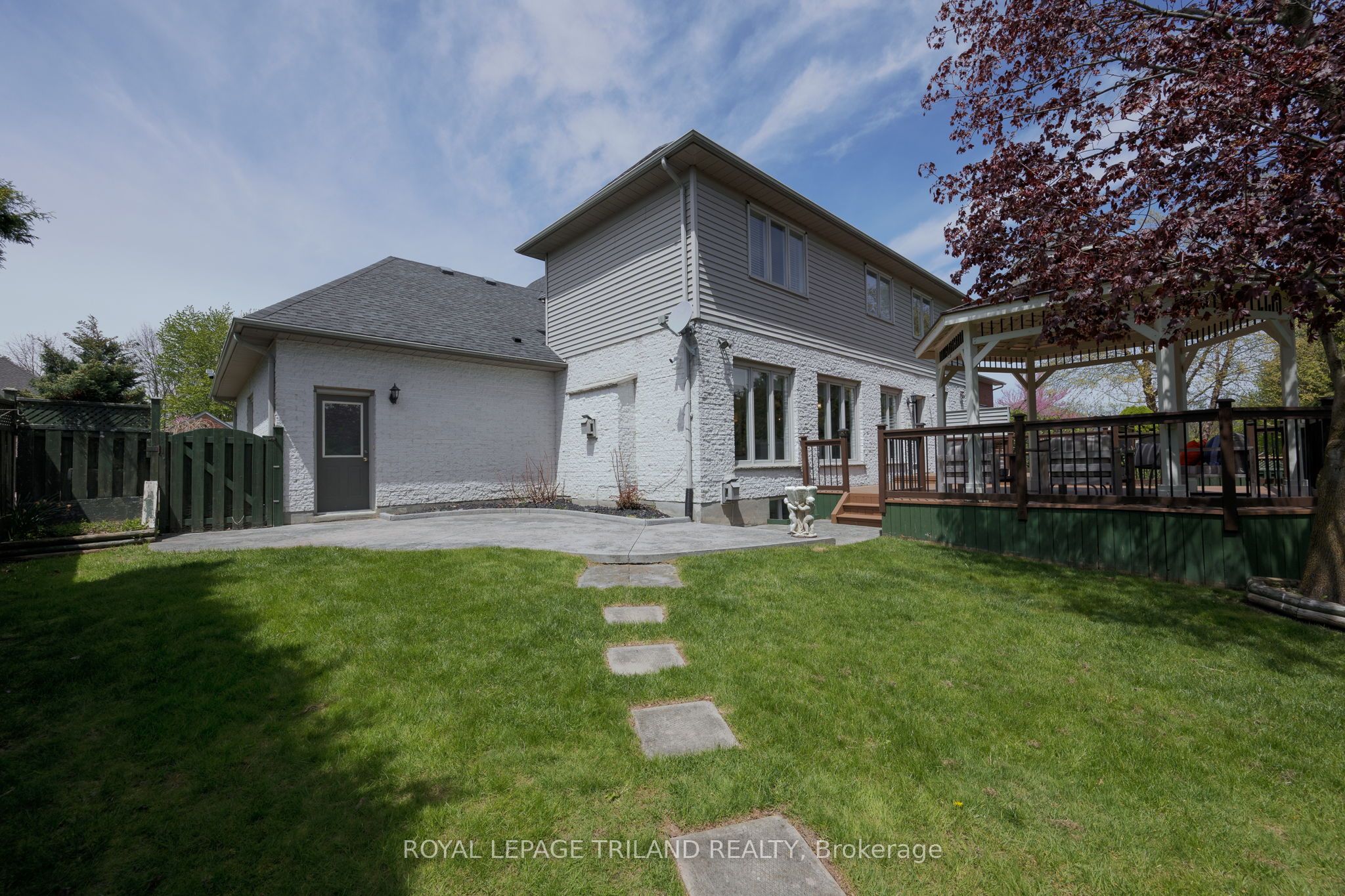 56 Glenridge Crescent Property Photo 43