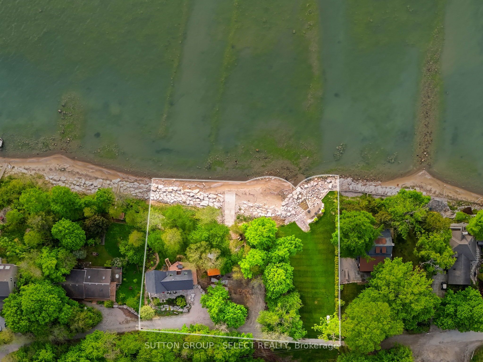 5284 Cliff Road Property Photo 3