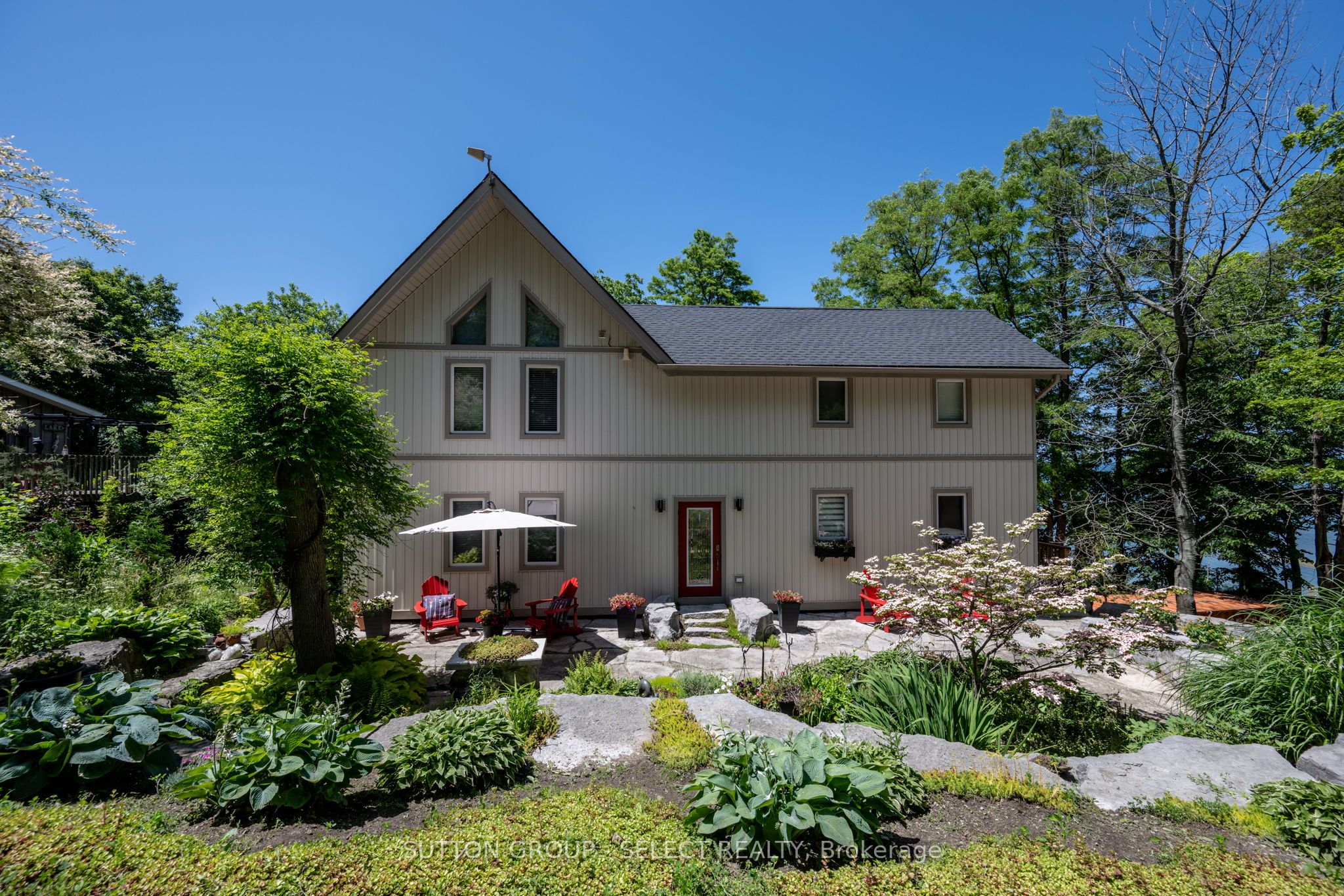 5284 Cliff Road Property Photo 5