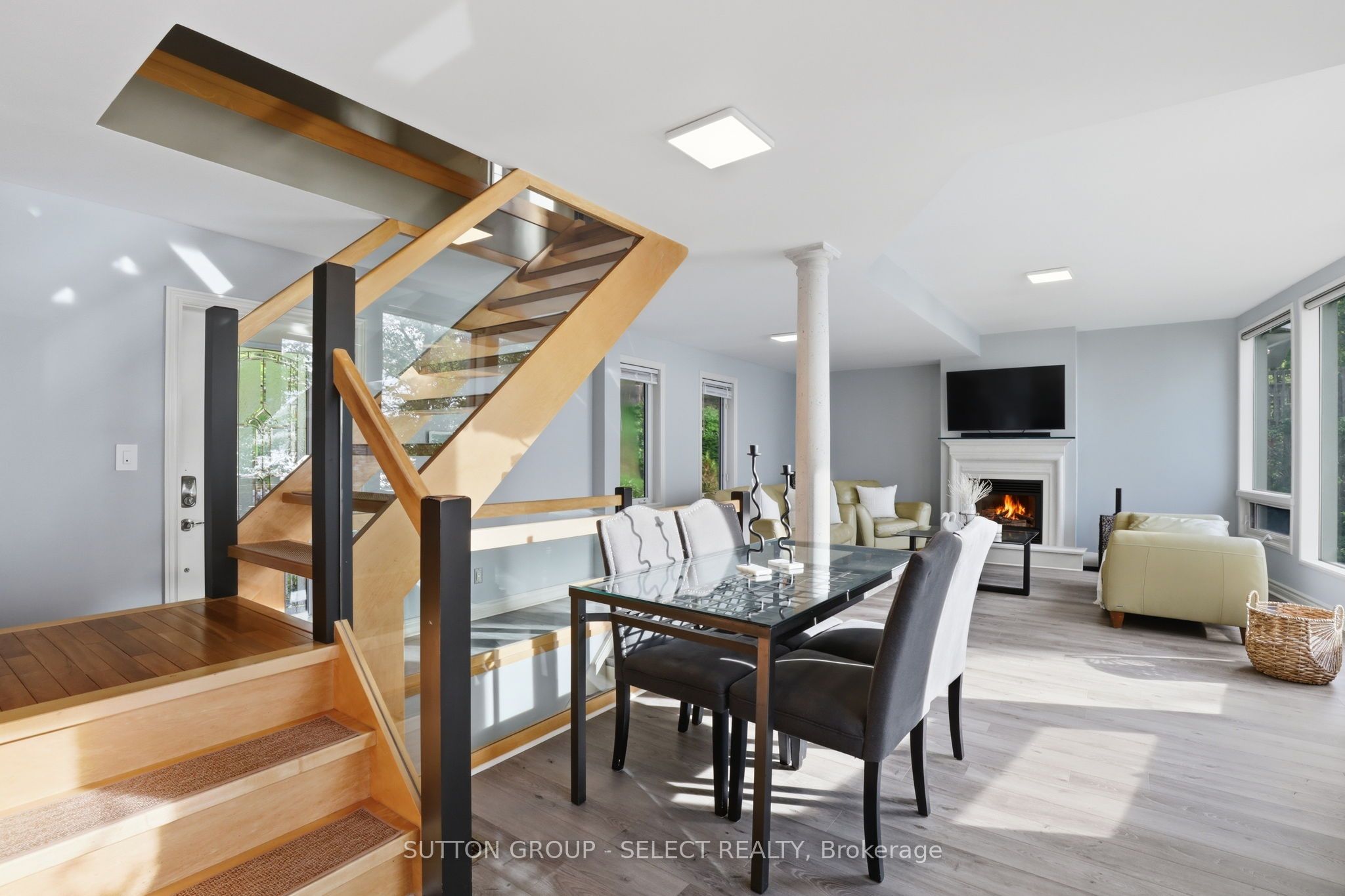 5284 Cliff Road Property Photo 14