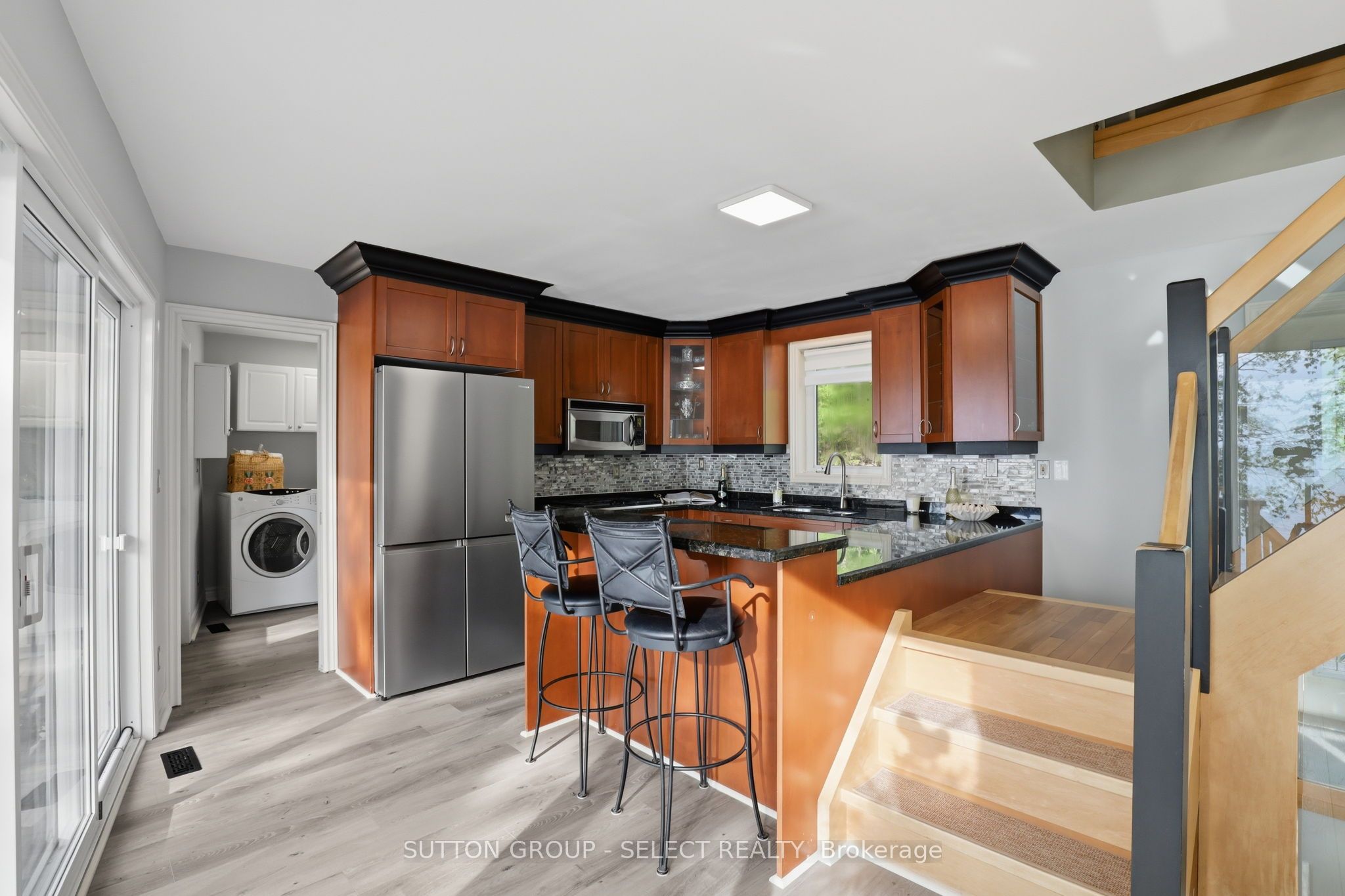 5284 Cliff Road Property Photo 15