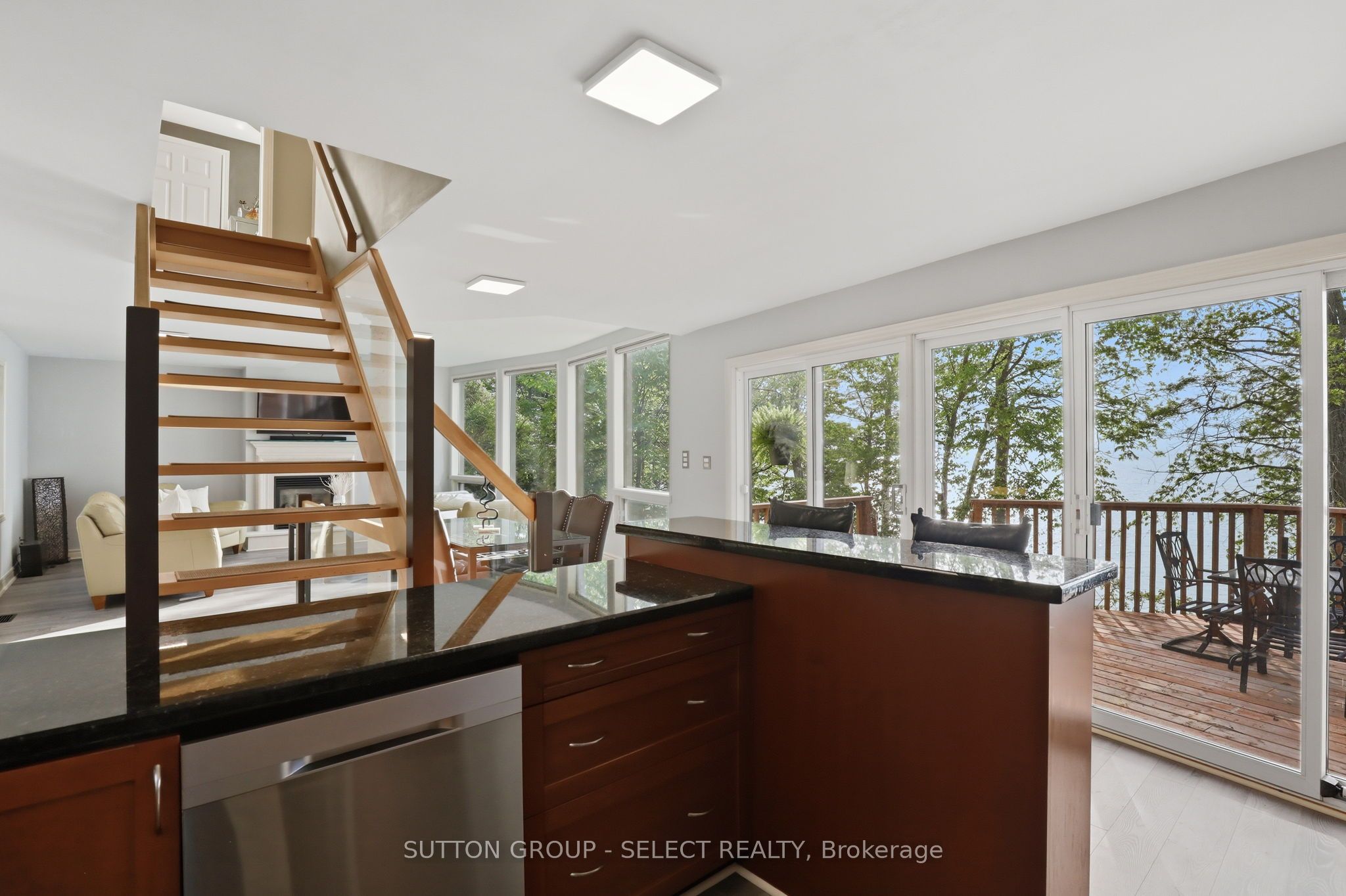 5284 Cliff Road Property Photo 17