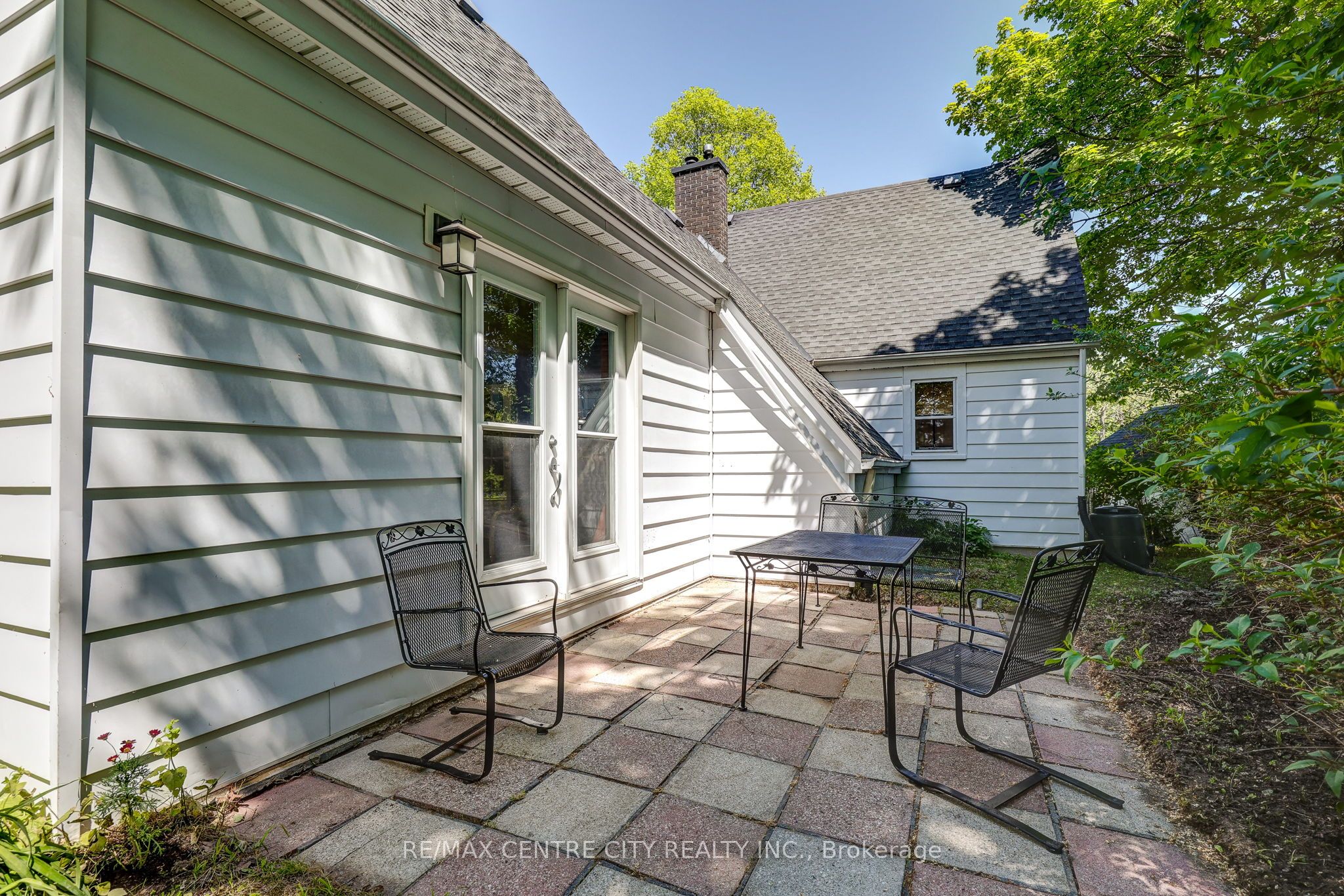 4491 East Road Property Photo 6