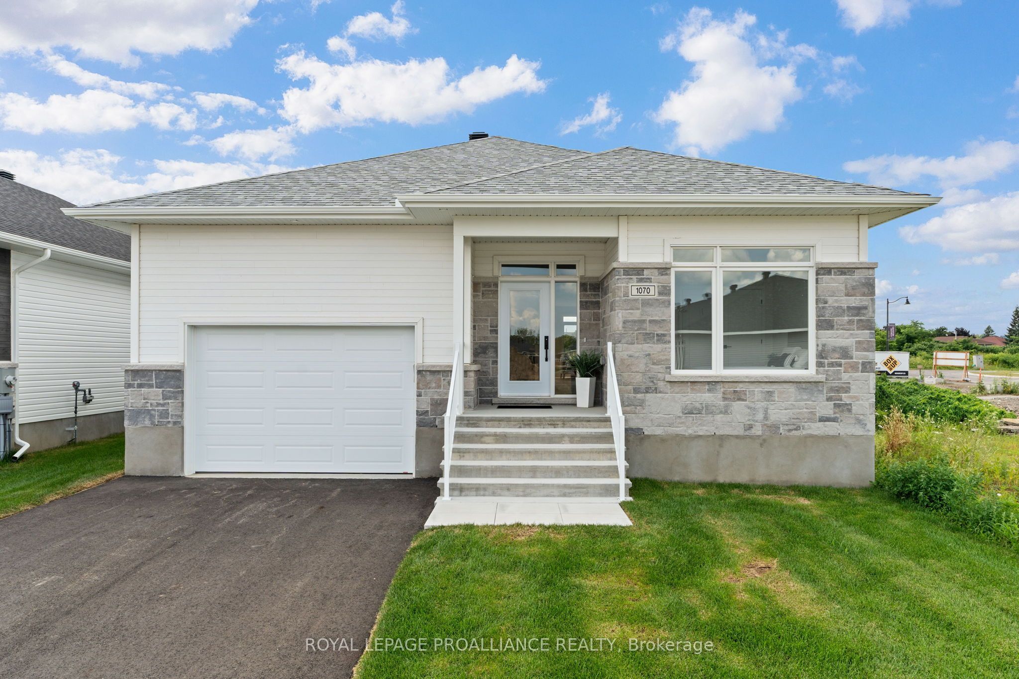 1070 Turner Drive Property Photo 1