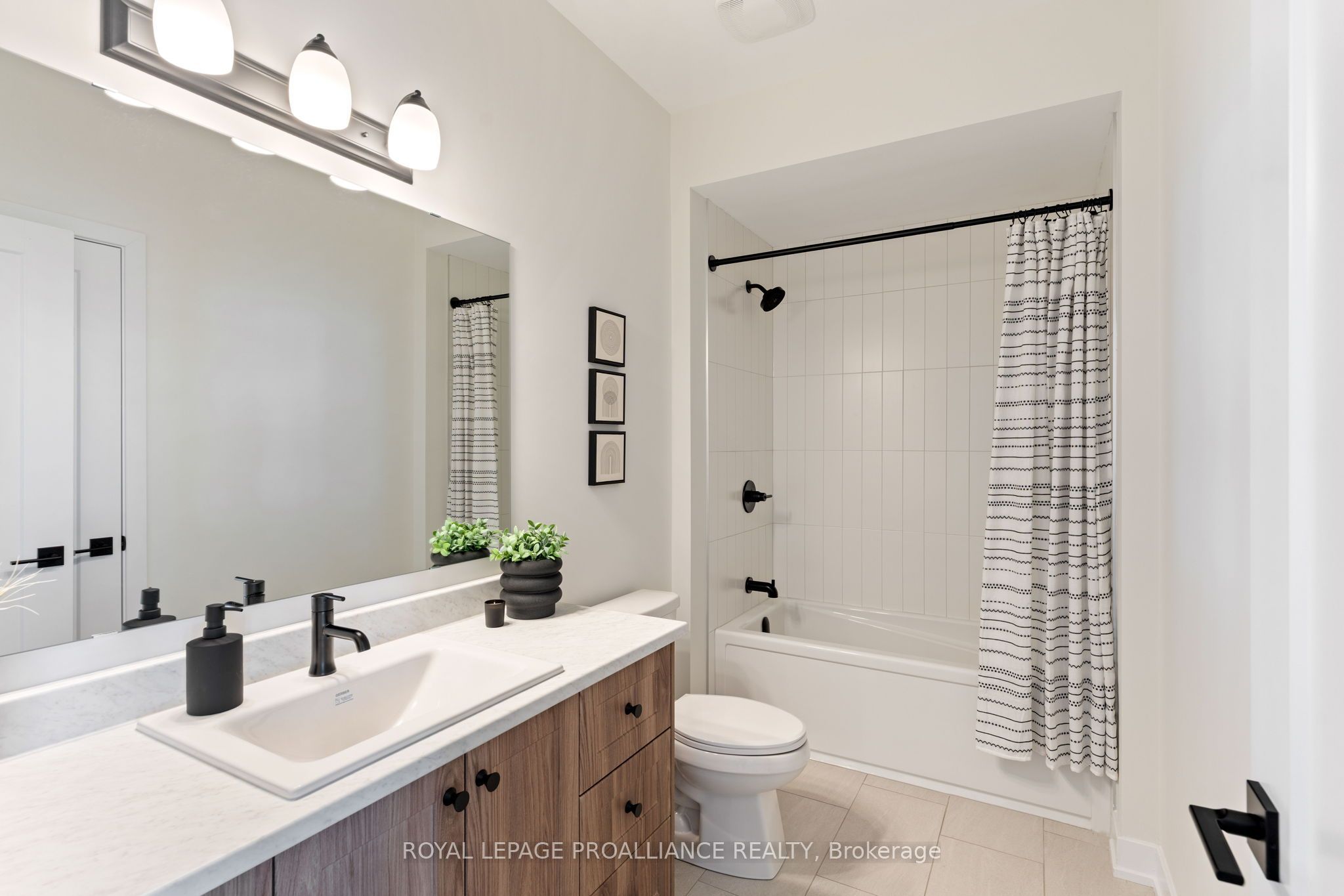 1070 Turner Drive Property Photo 10
