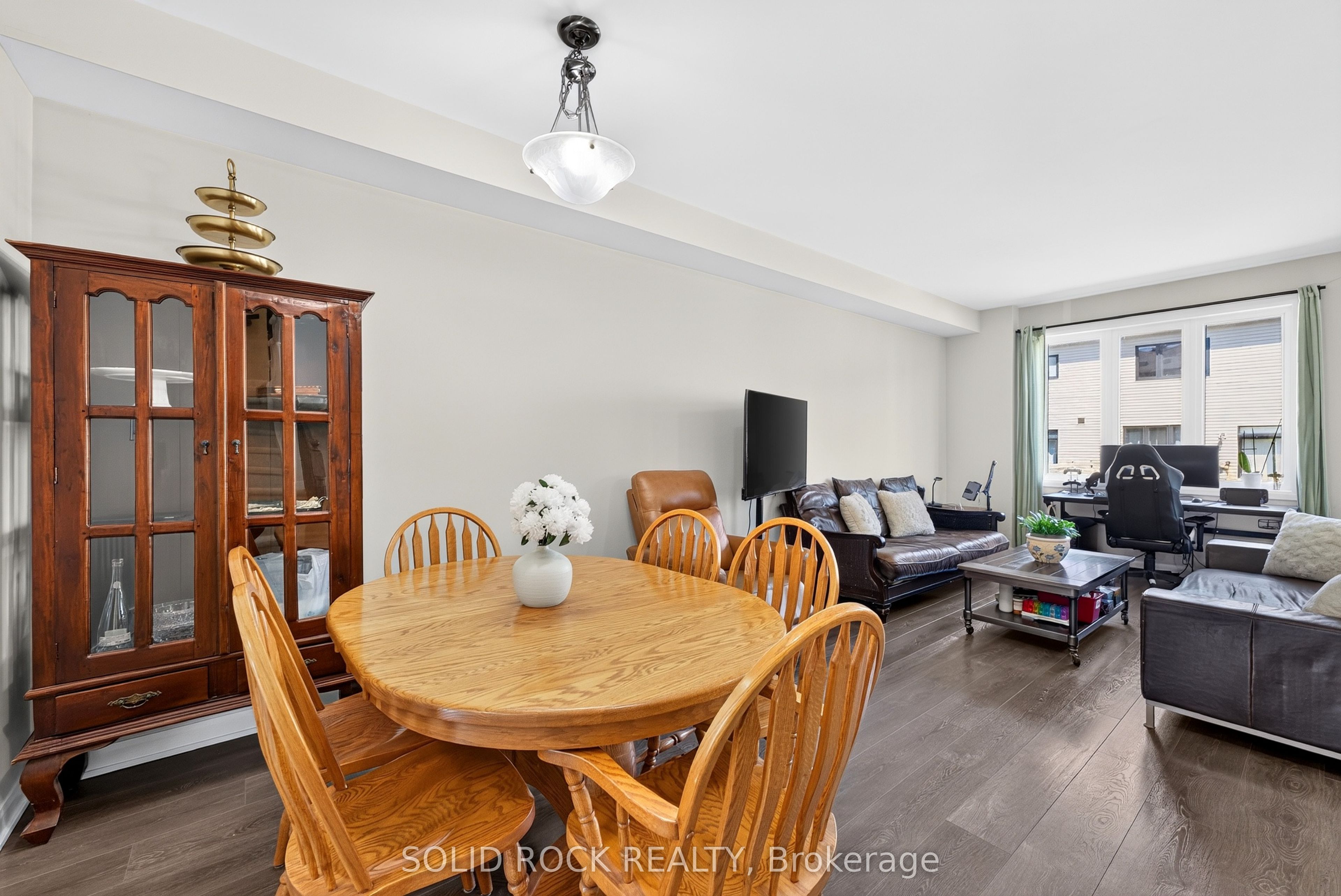 308 Drumlish Lane Property Photo 12
