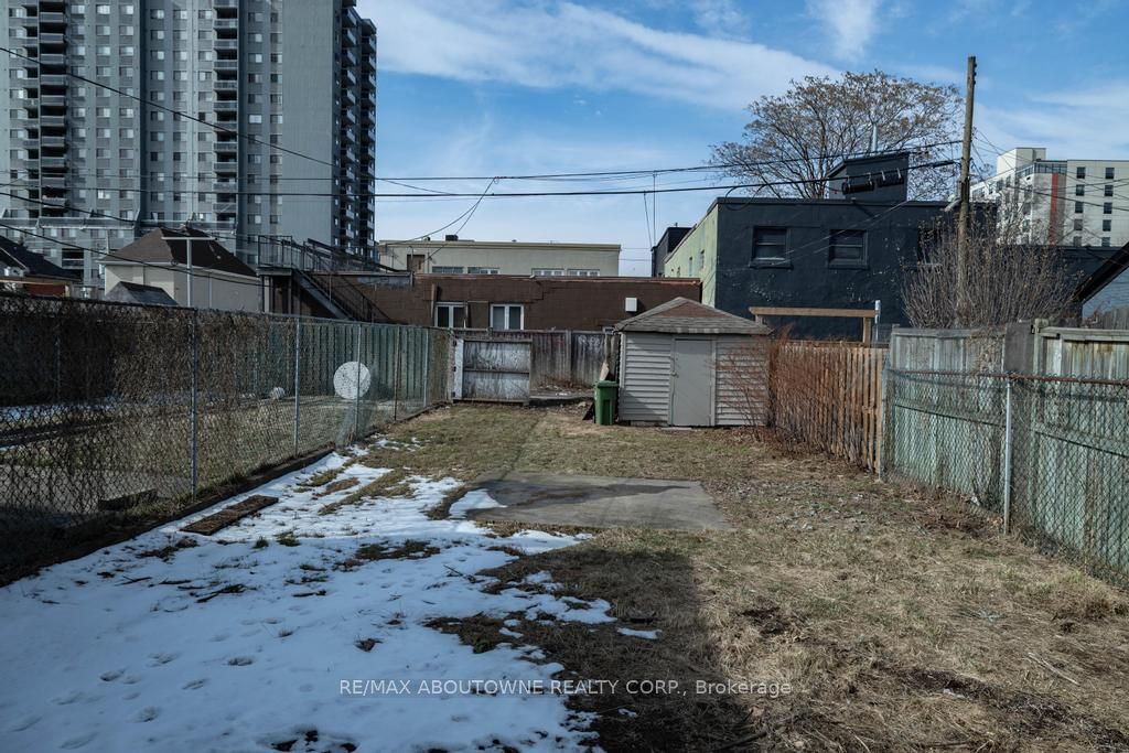 131 West Avenue N Property Photo 19