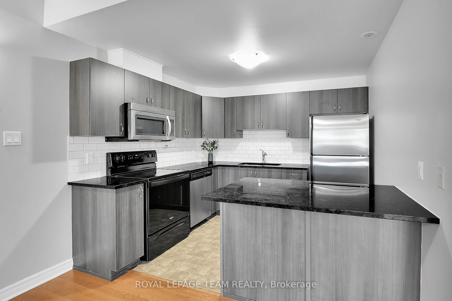 105 Fraser Fields Way H Property Photo 1