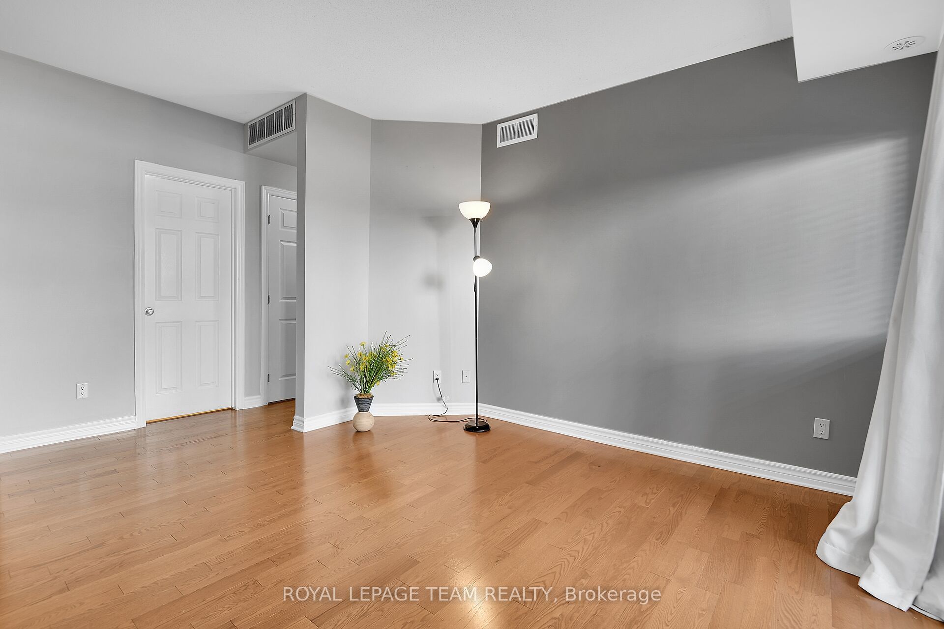 105 Fraser Fields Way H Property Photo 11
