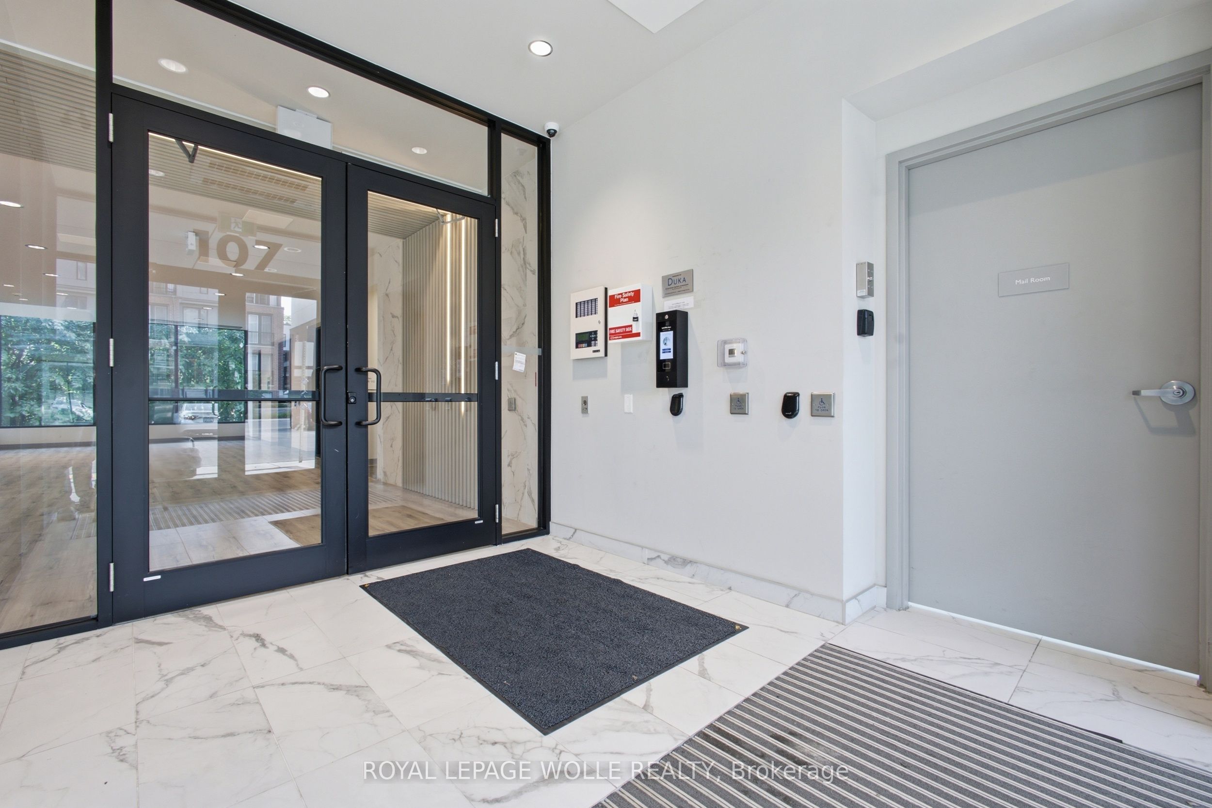 107 Roger Street 308 Property Photo 6