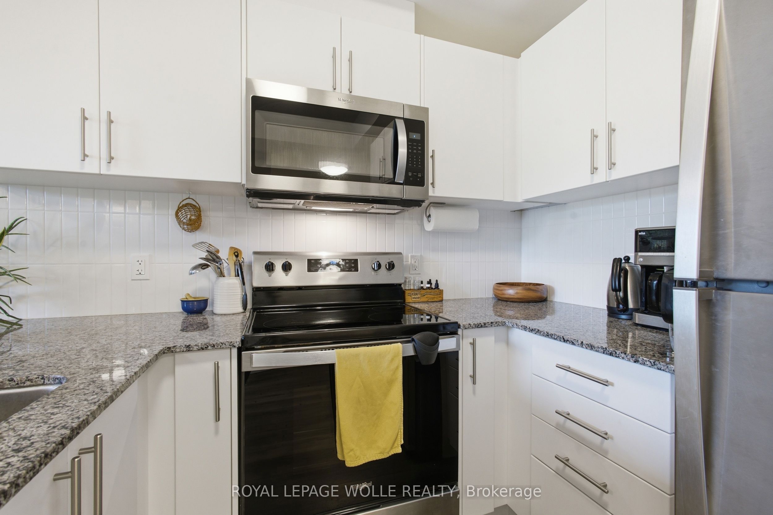 107 Roger Street 308 Property Photo 16