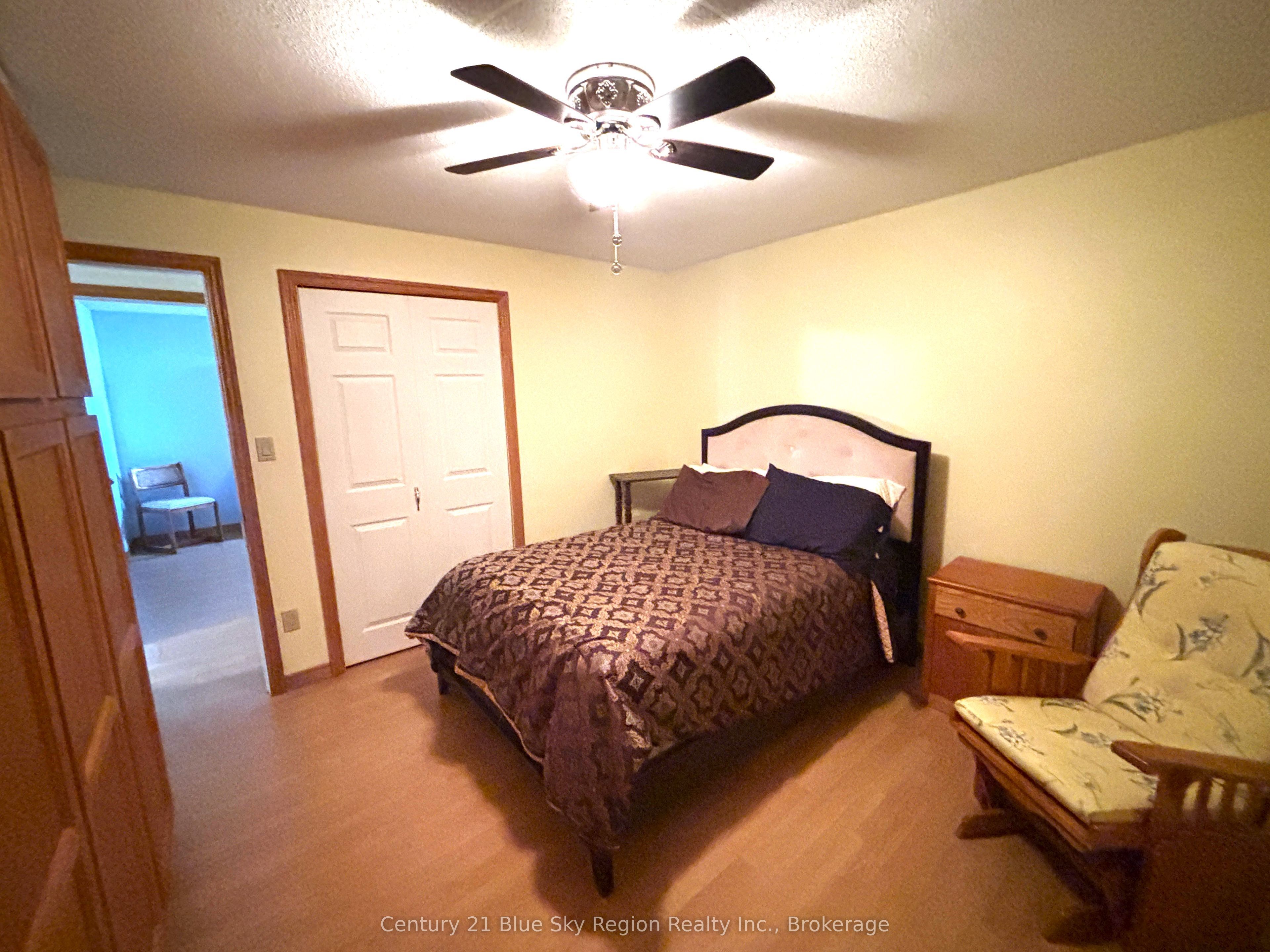 877 O'brien Street Property Photo 33