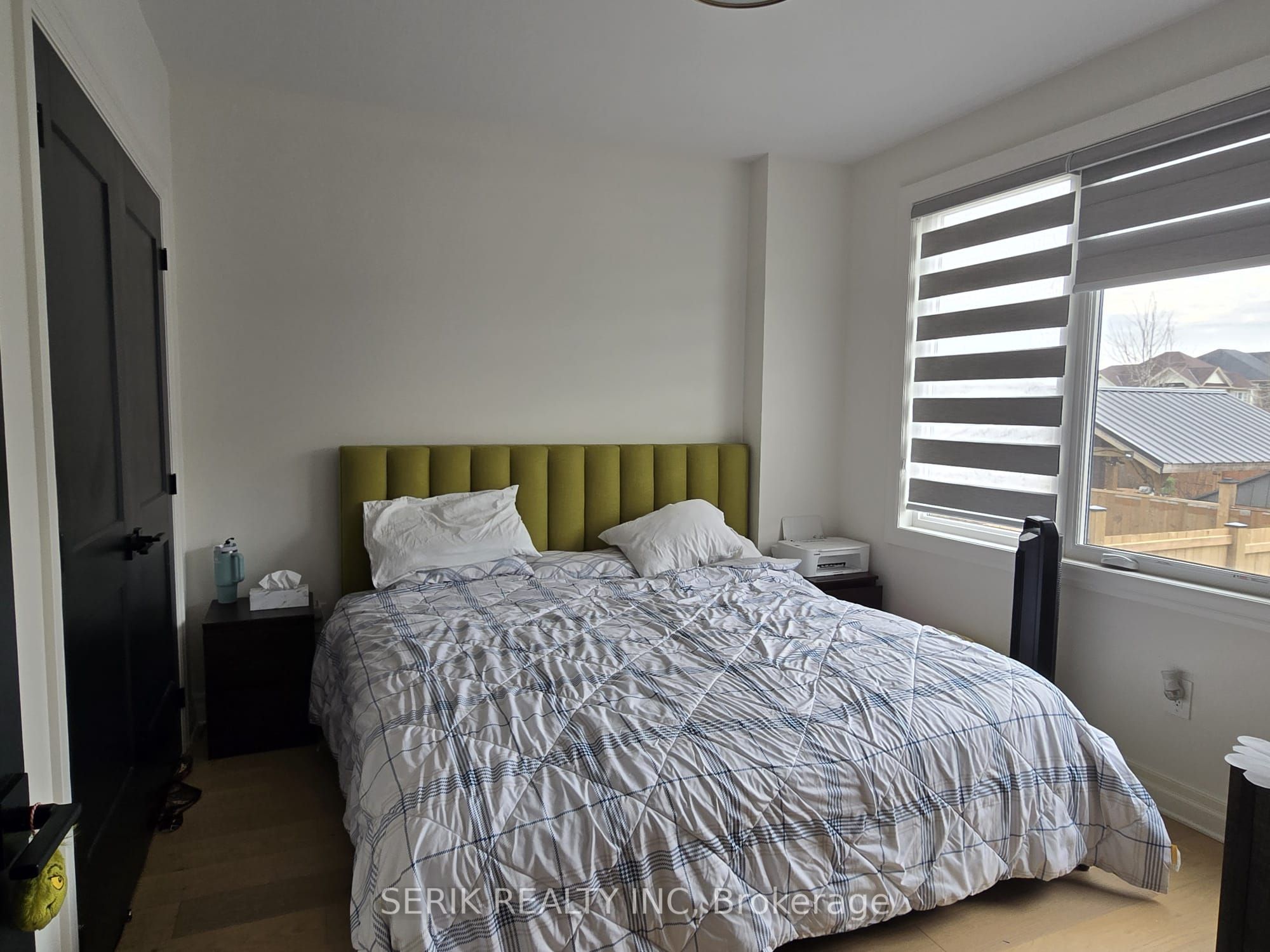 Main -7520 Splendour Drive Property Photo 1