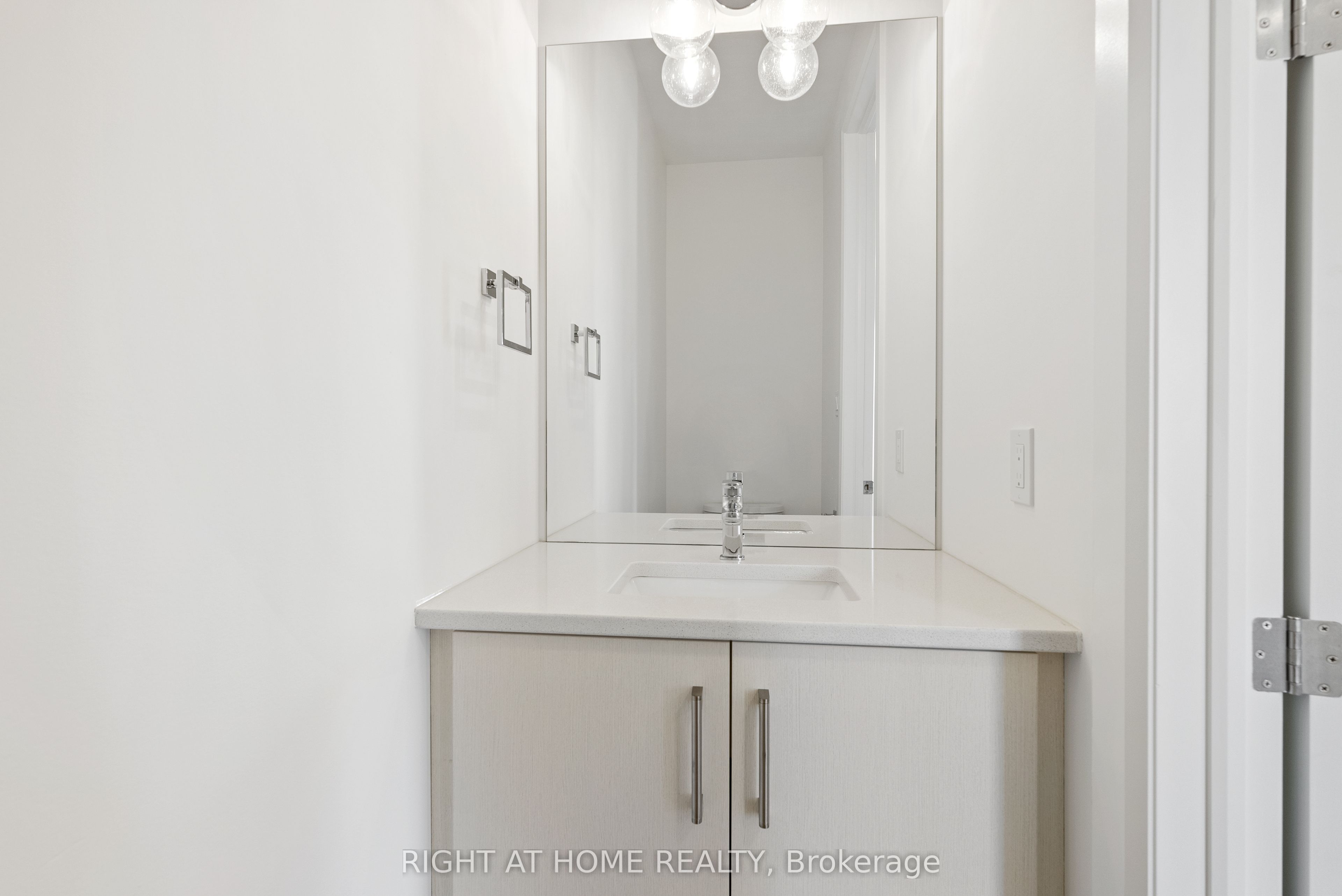 2 Welch Court Property Photo 9