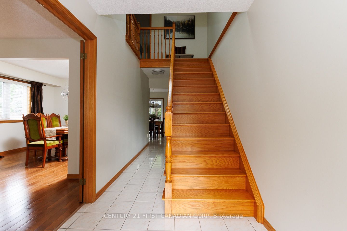 255 Deveron Crescent Property Photo 9