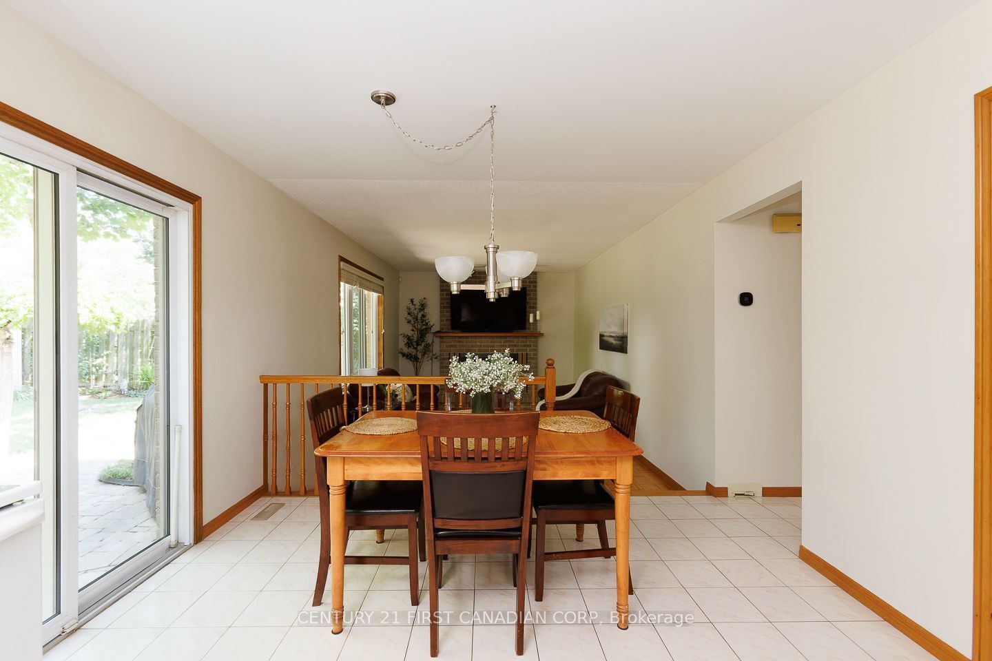 255 Deveron Crescent Property Photo 14
