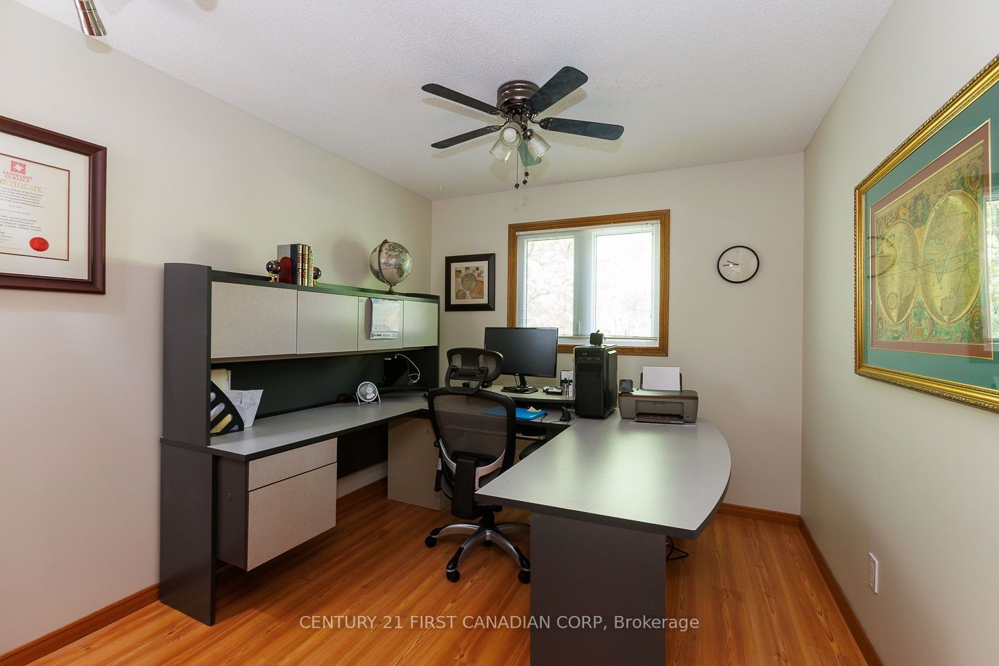 255 Deveron Crescent Property Photo 19