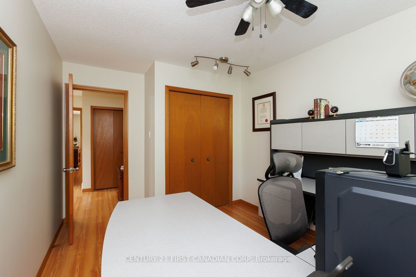 255 Deveron Crescent Property Photo 20