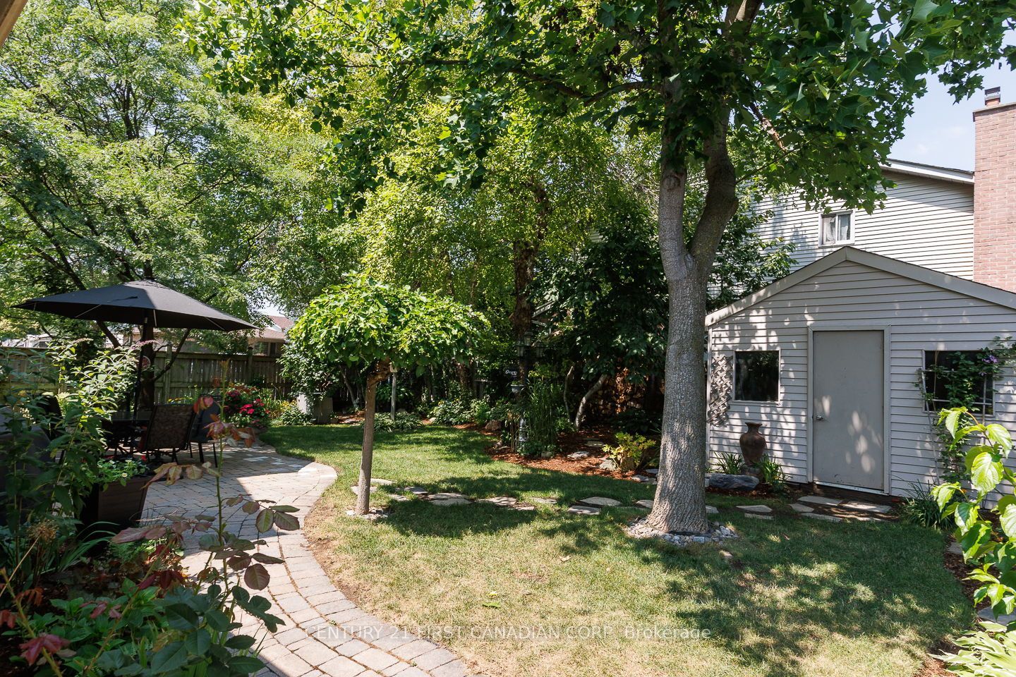 255 Deveron Crescent Property Photo 32