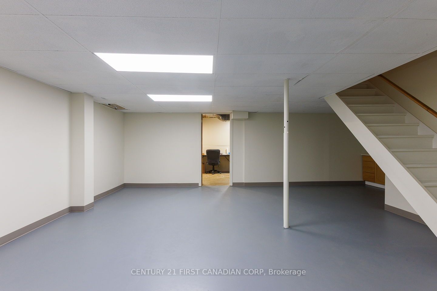 255 Deveron Crescent Property Photo 47