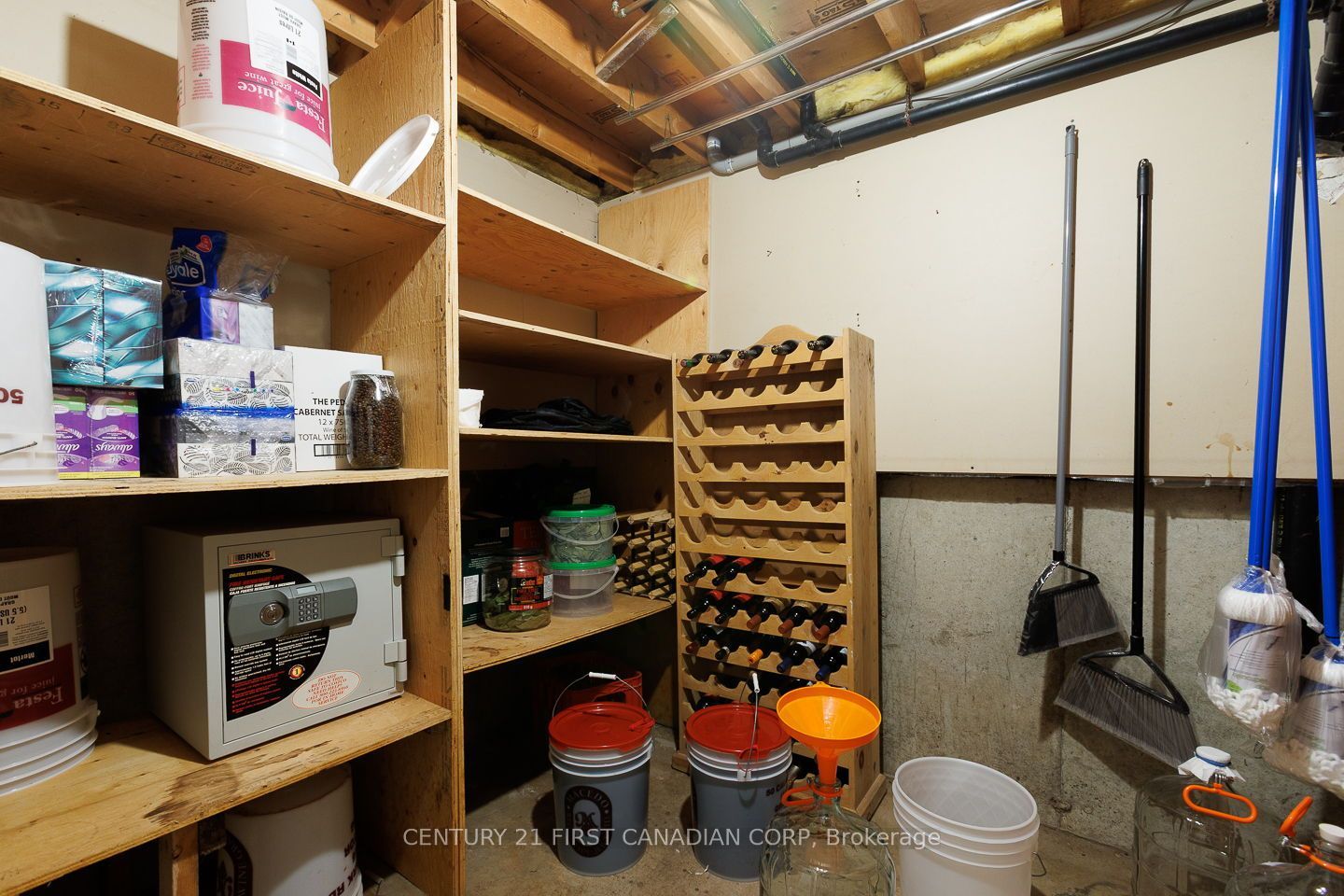 255 Deveron Crescent Property Photo 48
