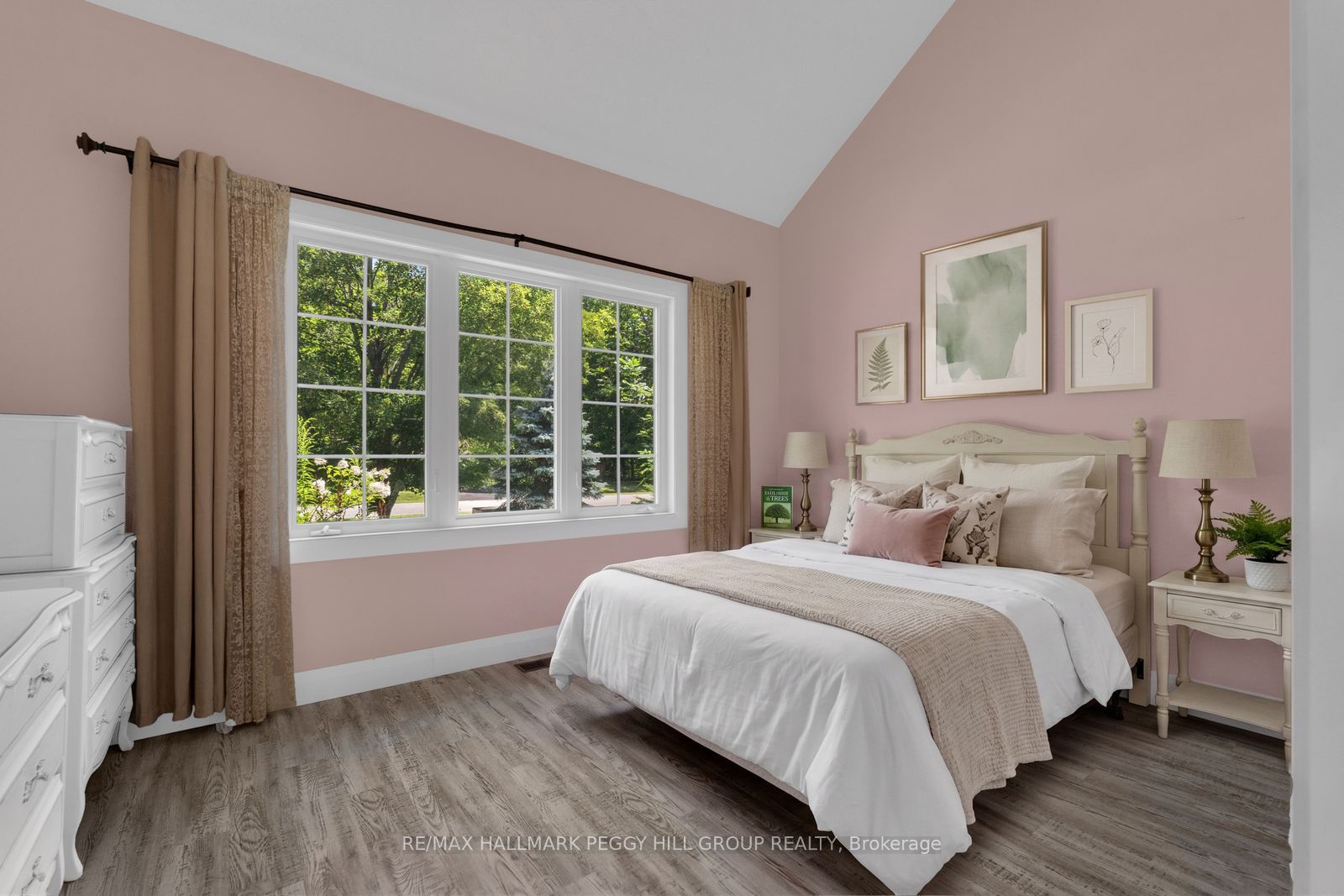 155 Forest Glen Drive Property Photo 10