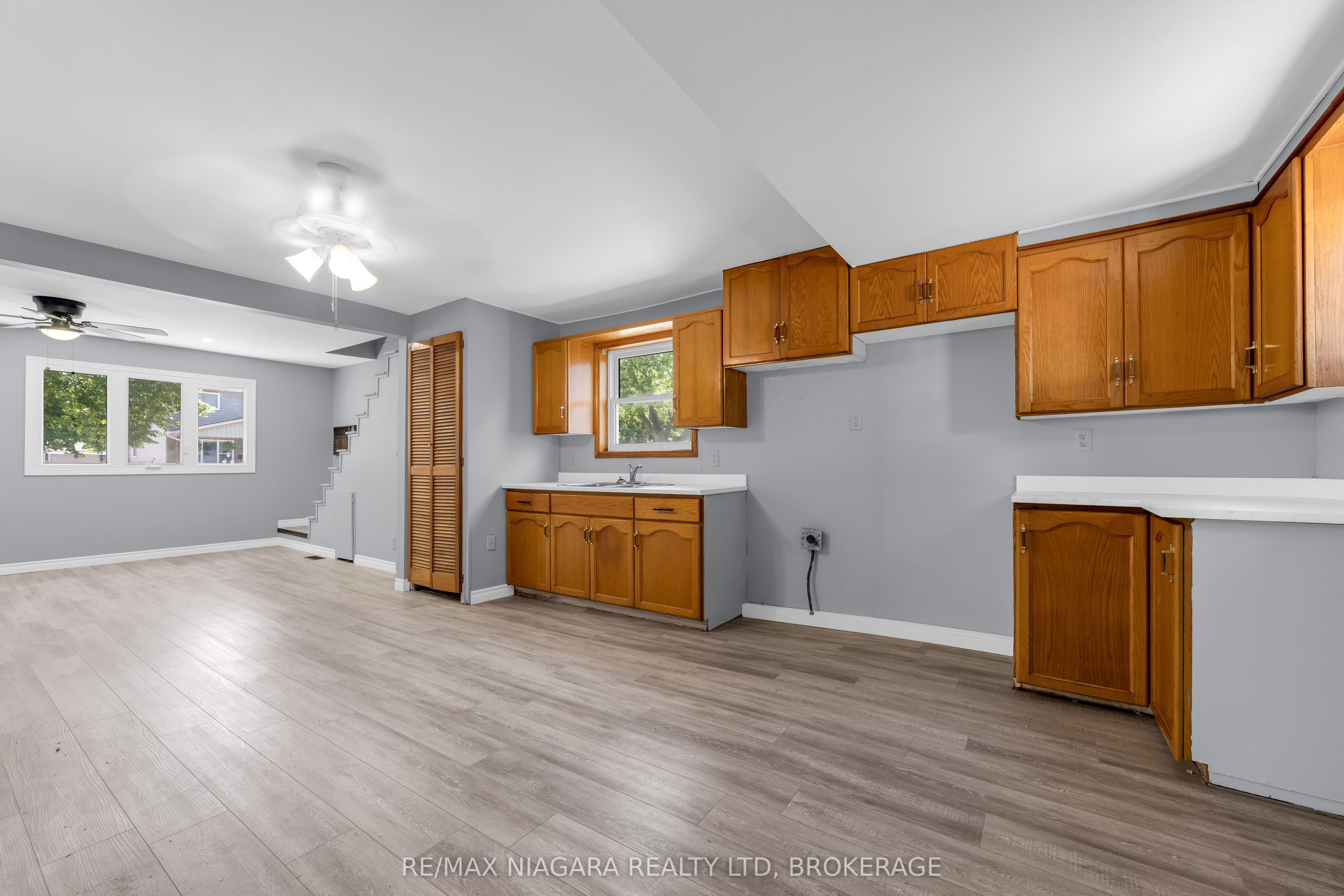 394 Simpson Avenue Property Photo 9