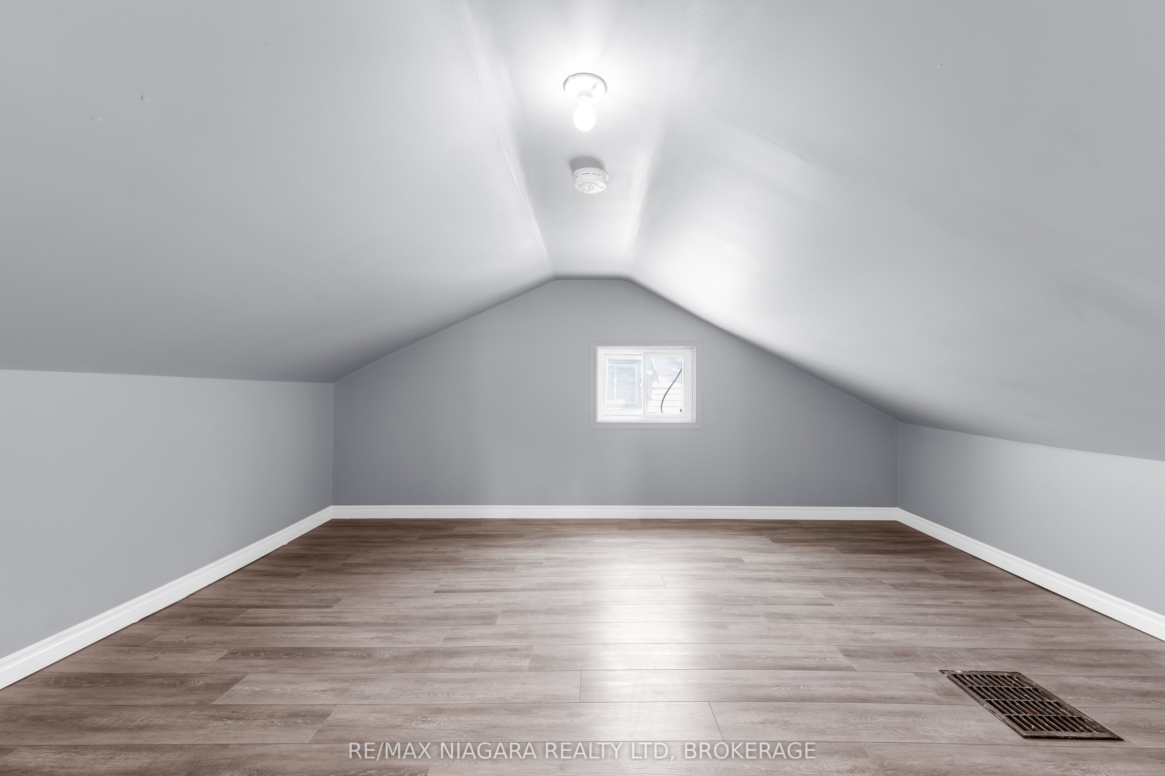 394 Simpson Avenue Property Photo 16