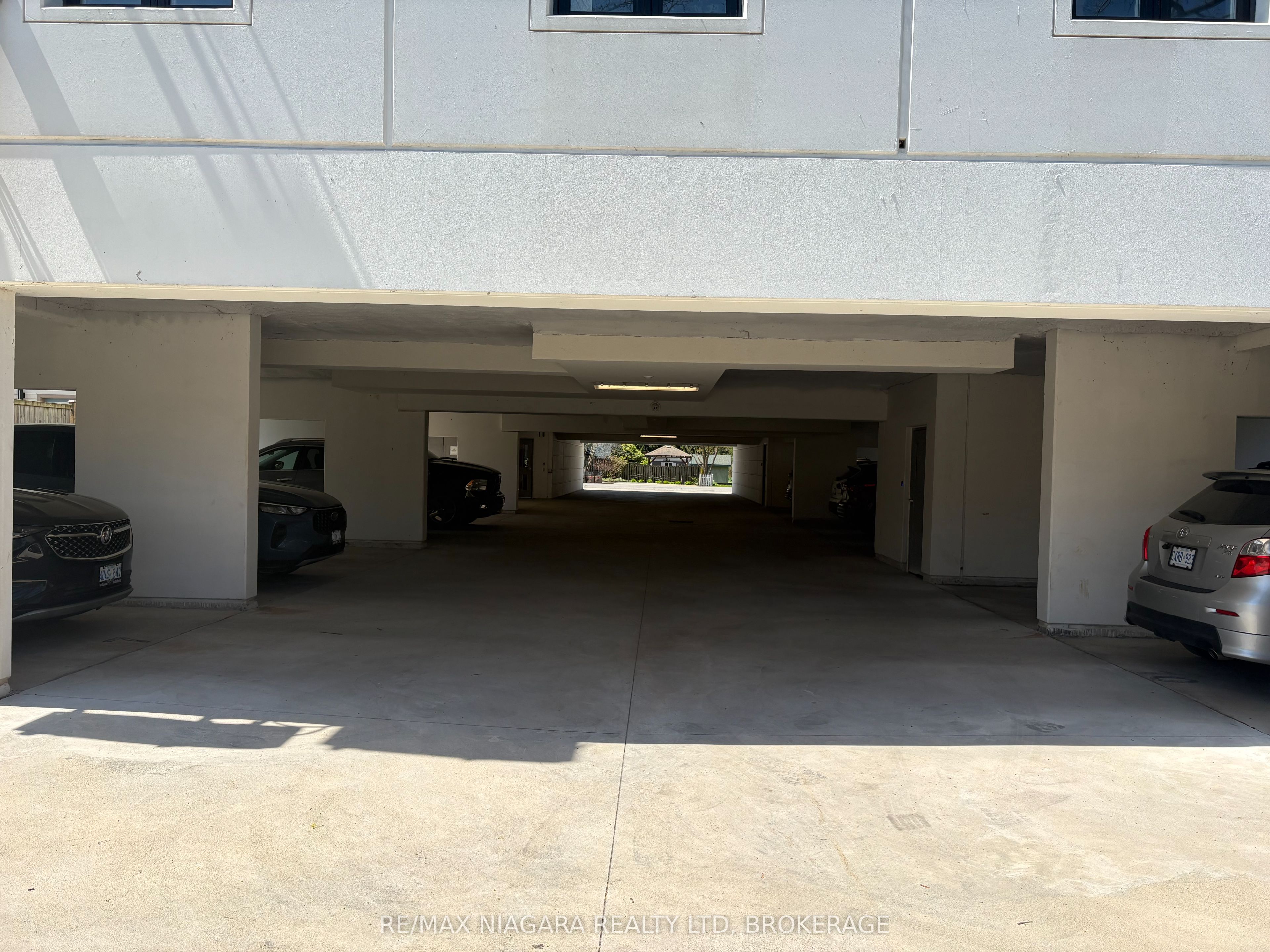 424 Ridge Road N 207 Property Photo 11