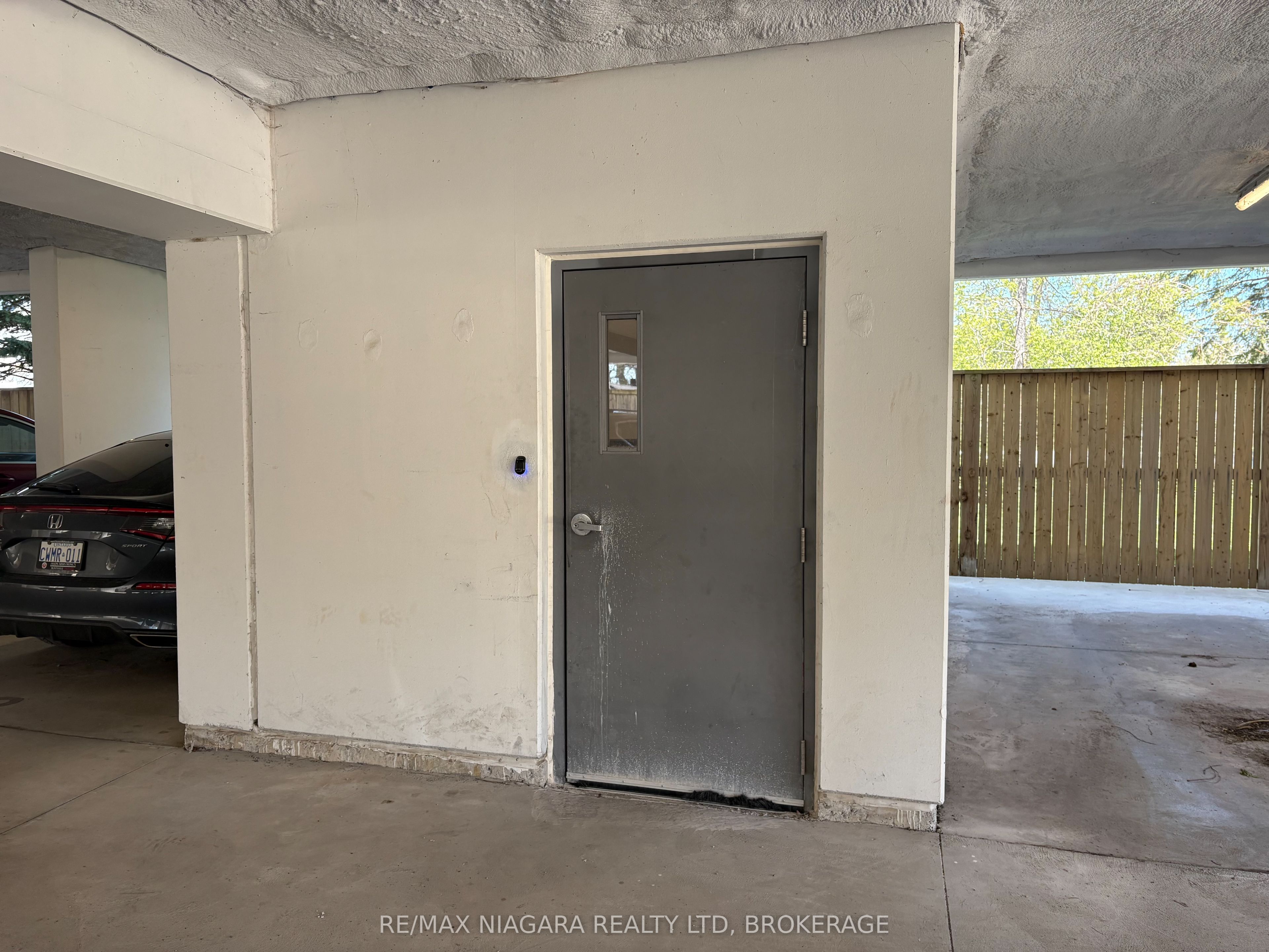 424 Ridge Road N 207 Property Photo 14