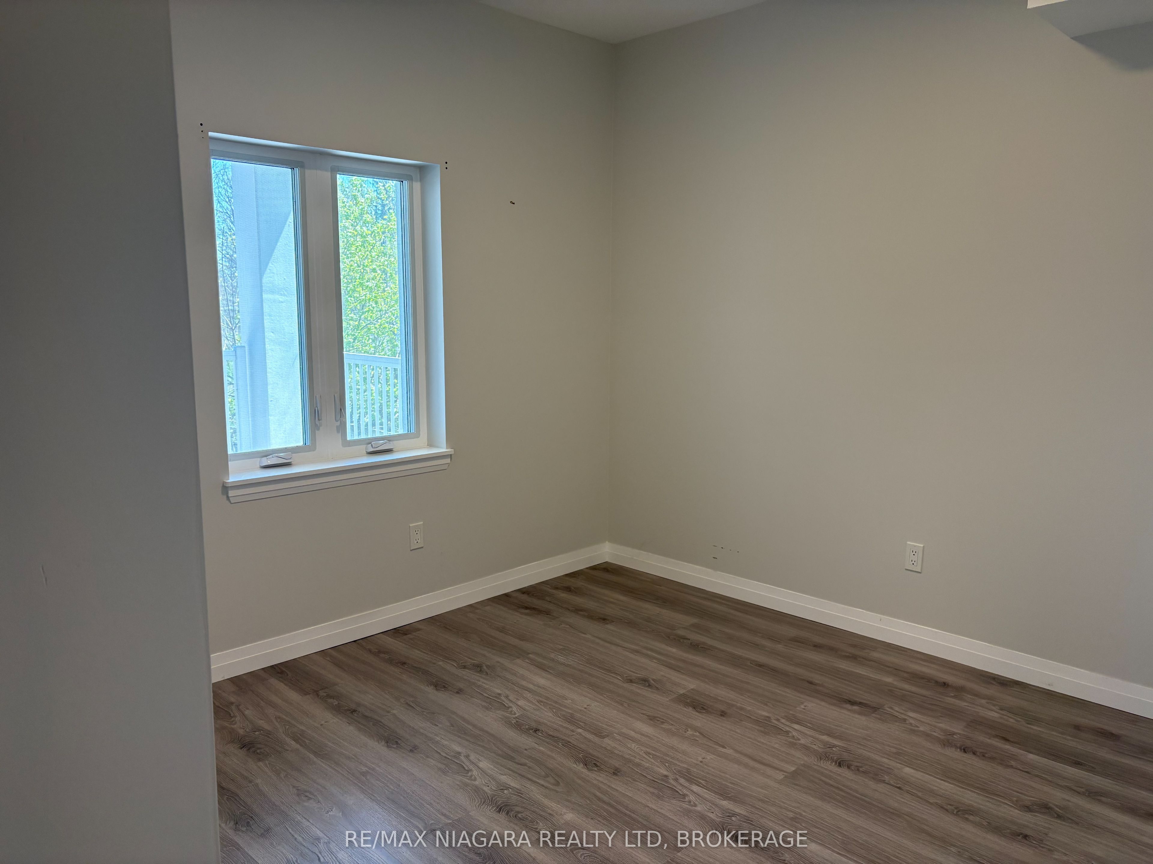 424 Ridge Road N 207 Property Photo 19