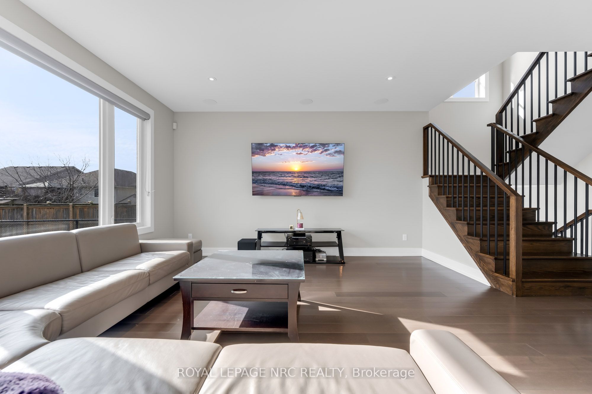 80 Days Avenue Property Photo 21